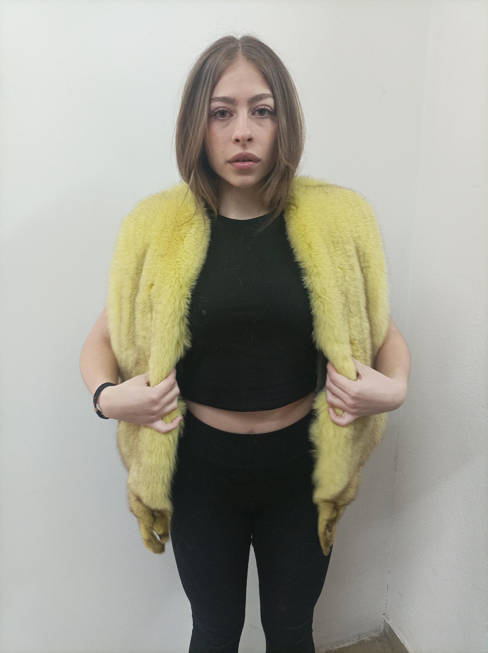 Fox Fur Vest: Yellow Fluffy Winter Garment, Size M - Image 2