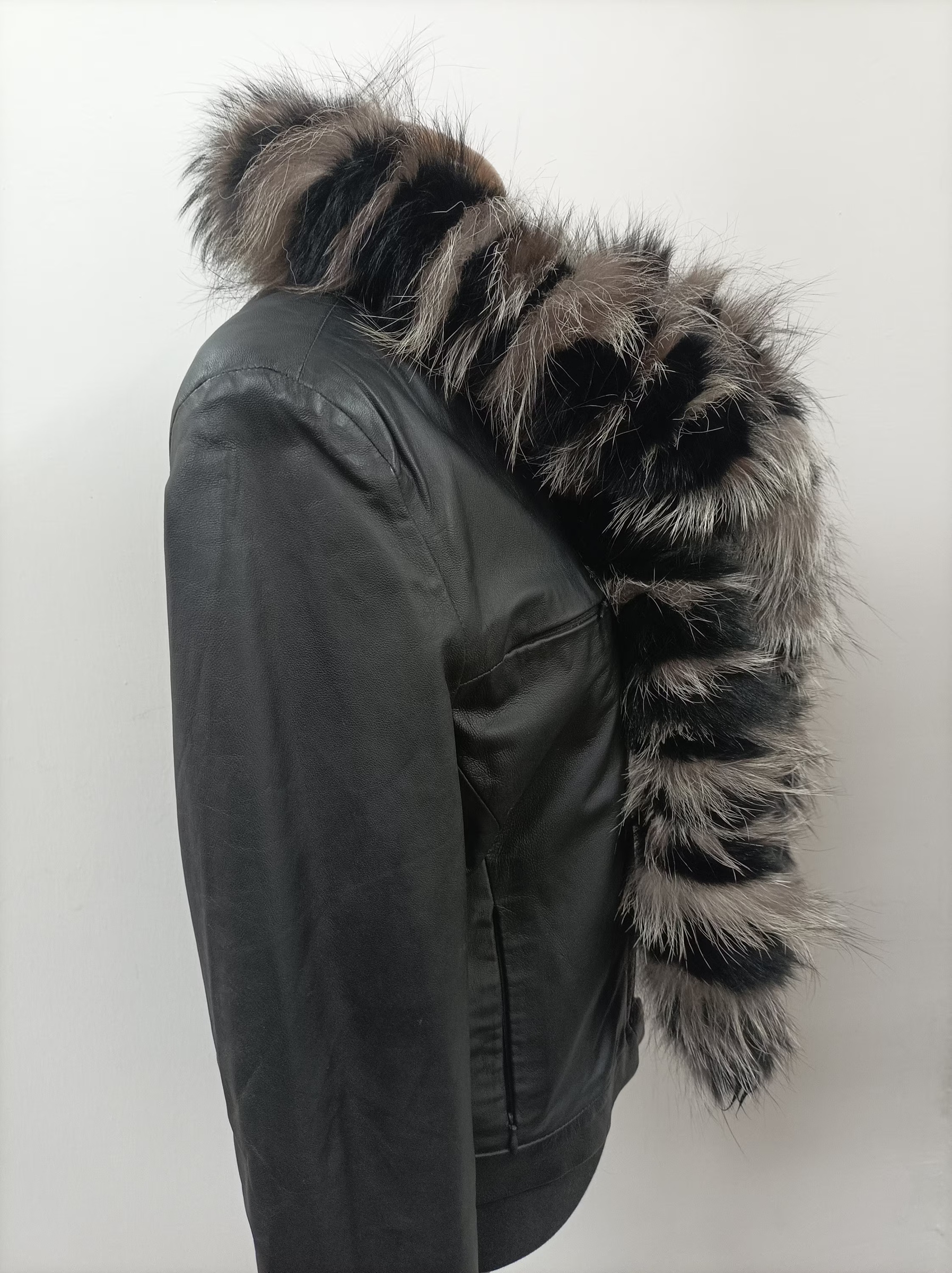 Silver & Black Fox Fur Scarf: Long, Fluffy, Warm Winter Shawl - Image 2