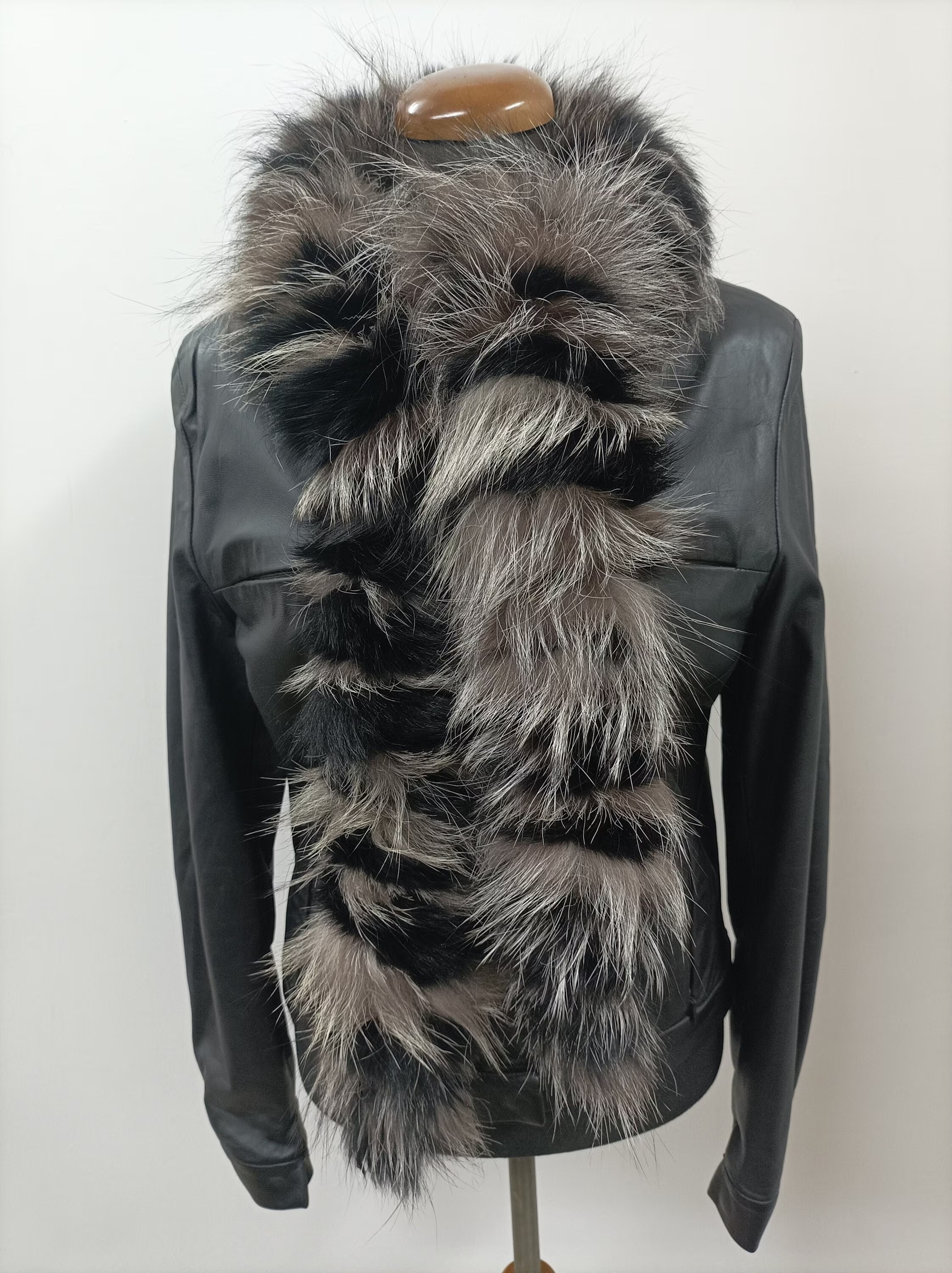 Silver & Black Fox Fur Scarf: Long, Fluffy, Warm Winter Shawl - Image 3
