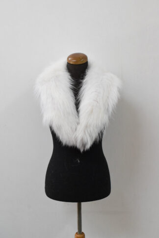 White Fox Fur Collar: Winter Coat Accessory