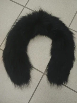 Black Finn Raccoon Fur Hood Trim: Sew-On Fur Scarf (73cm)