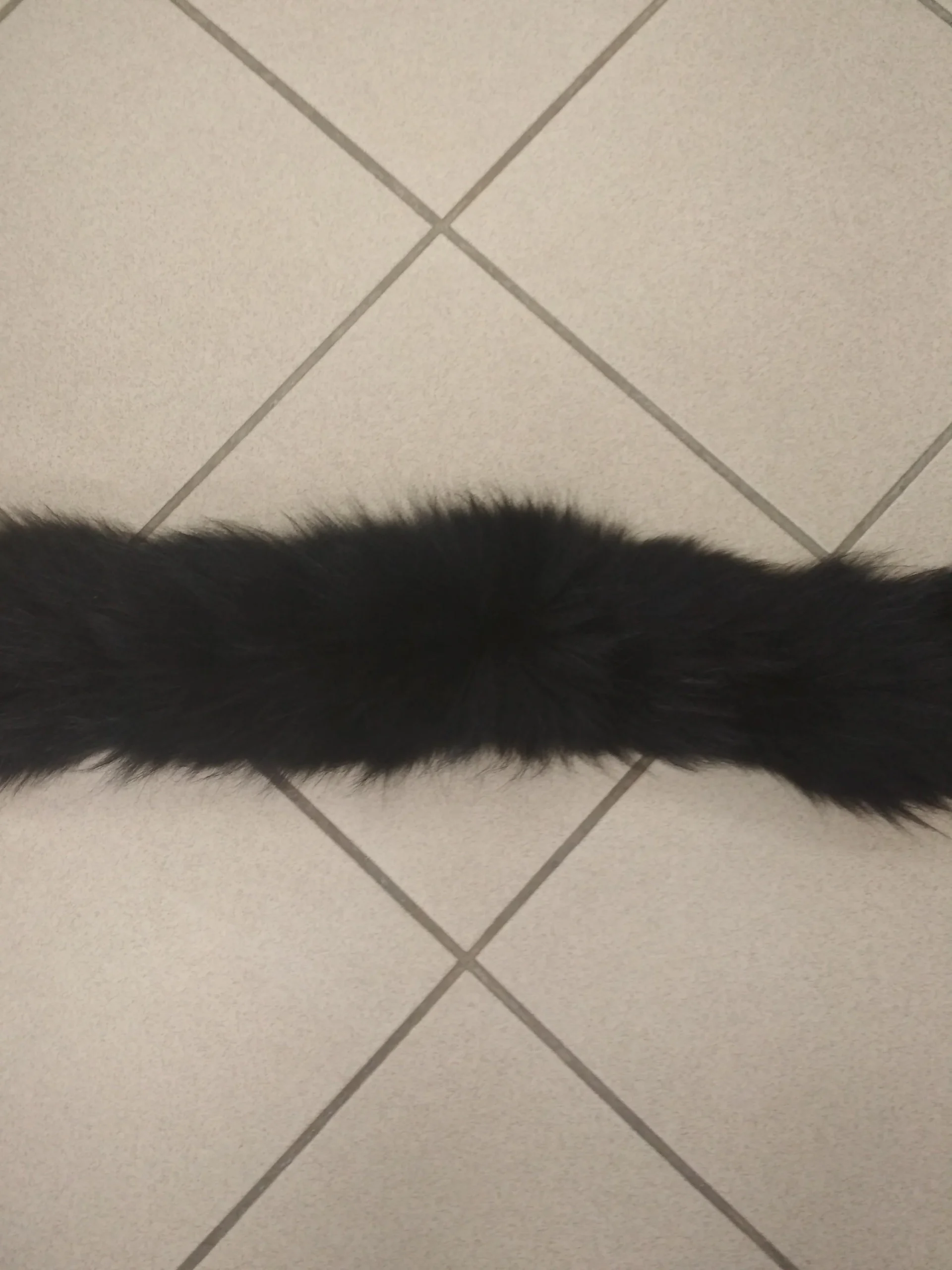 Black Finn Raccoon Fur Hood Trim: Sew-On Fur Scarf (73cm) - Image 3