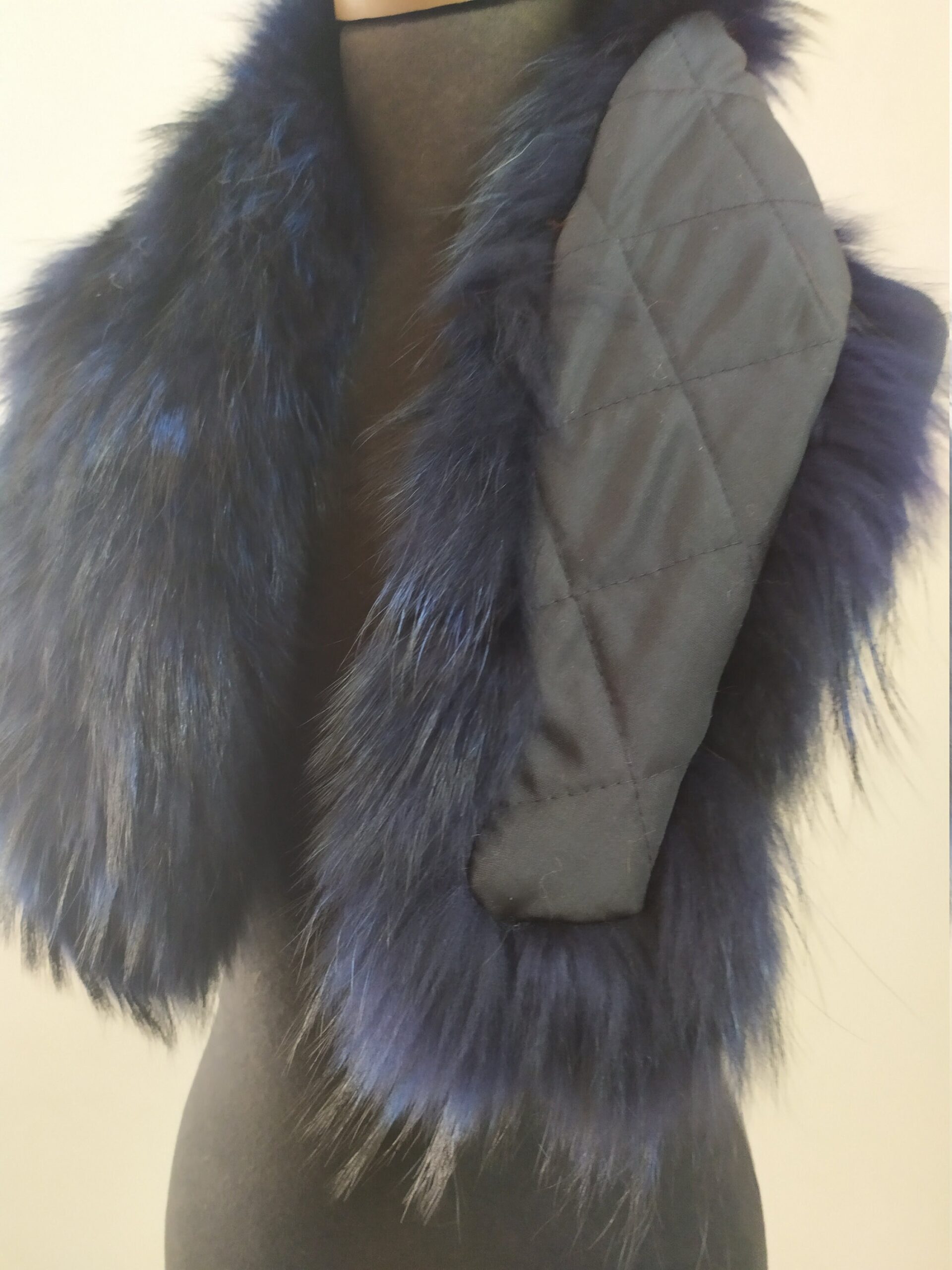 Finn Raccoon high quality fur collar Dark blue color, coat winter accessories - Image 5