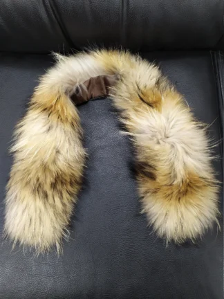 Real Gold Finn Raccoon Fur Hood Trim: Coat Accessory (73/79cm)