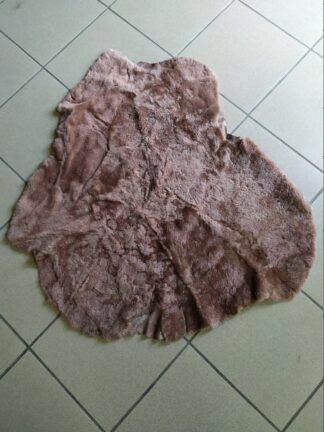 Real Muton fur skin, soft fur for floor rug.