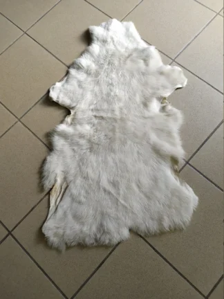 Real Sheep fur skin, white colour soft fur for floor rug.