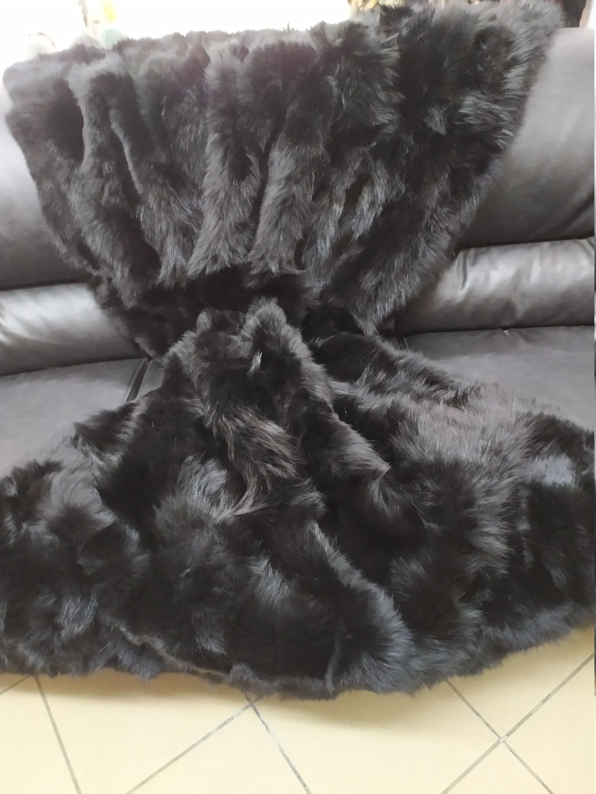 Real Coyote fur blanket throw black color, Home warmer - Image 2
