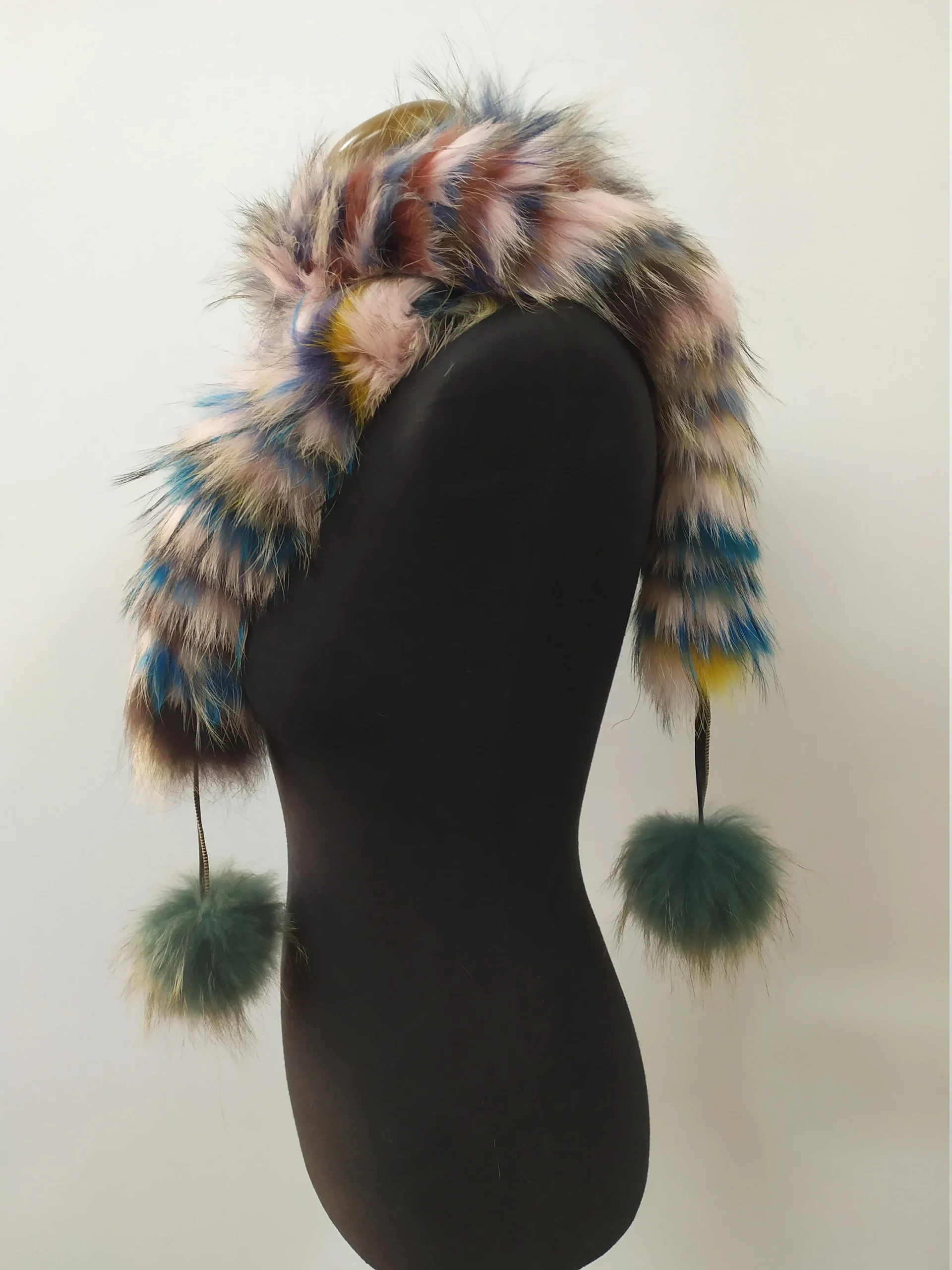 Fur Finn Raccoon multicolor pon pon design scarf fluffy and thick quality. - Image 2