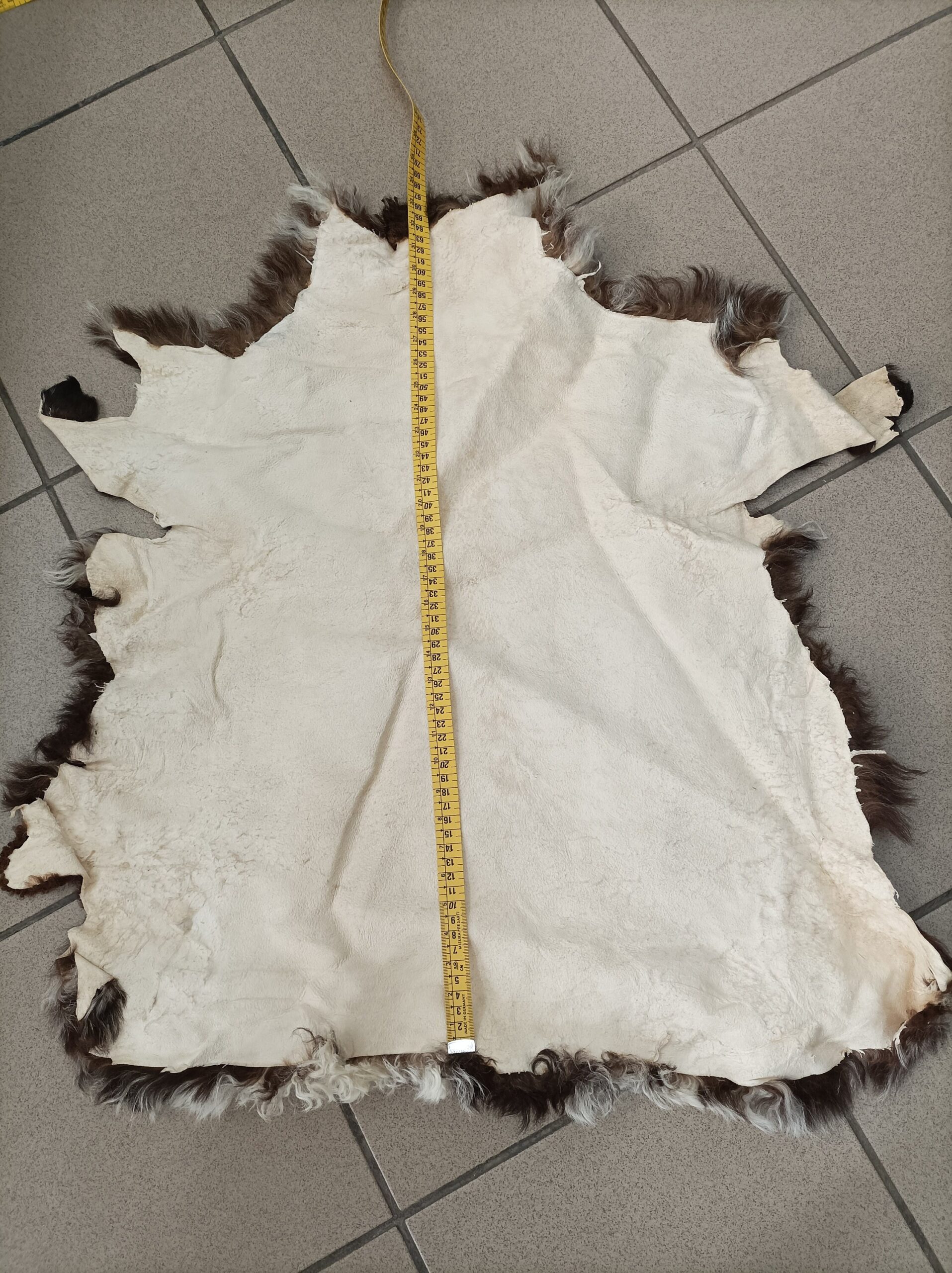 Real Sheep fur skin, ecru and brown colour soft fur for floor rug. - Image 5