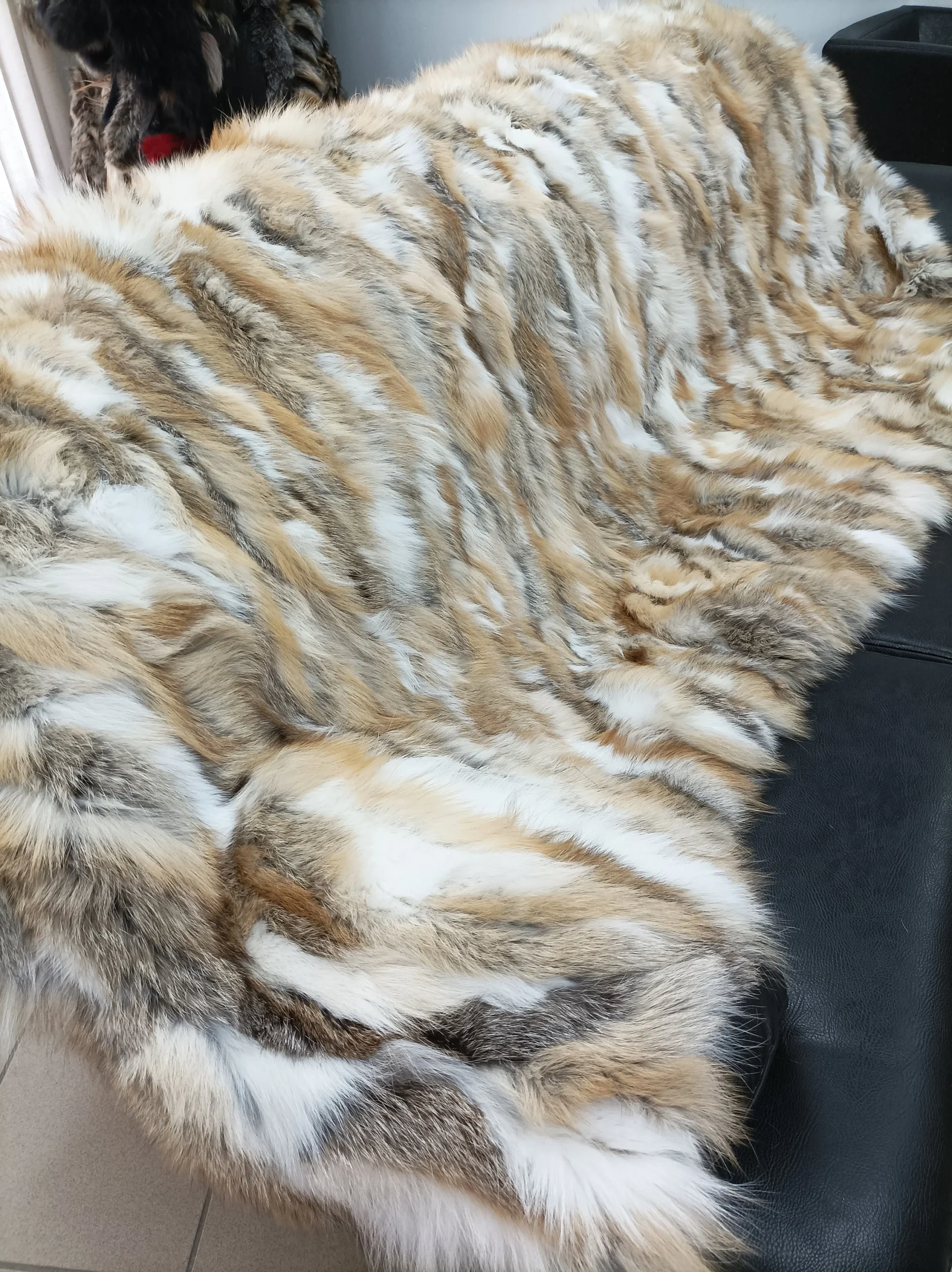 Real Fox Fur Blanket Throw: Golden Home Warmer - Image 4