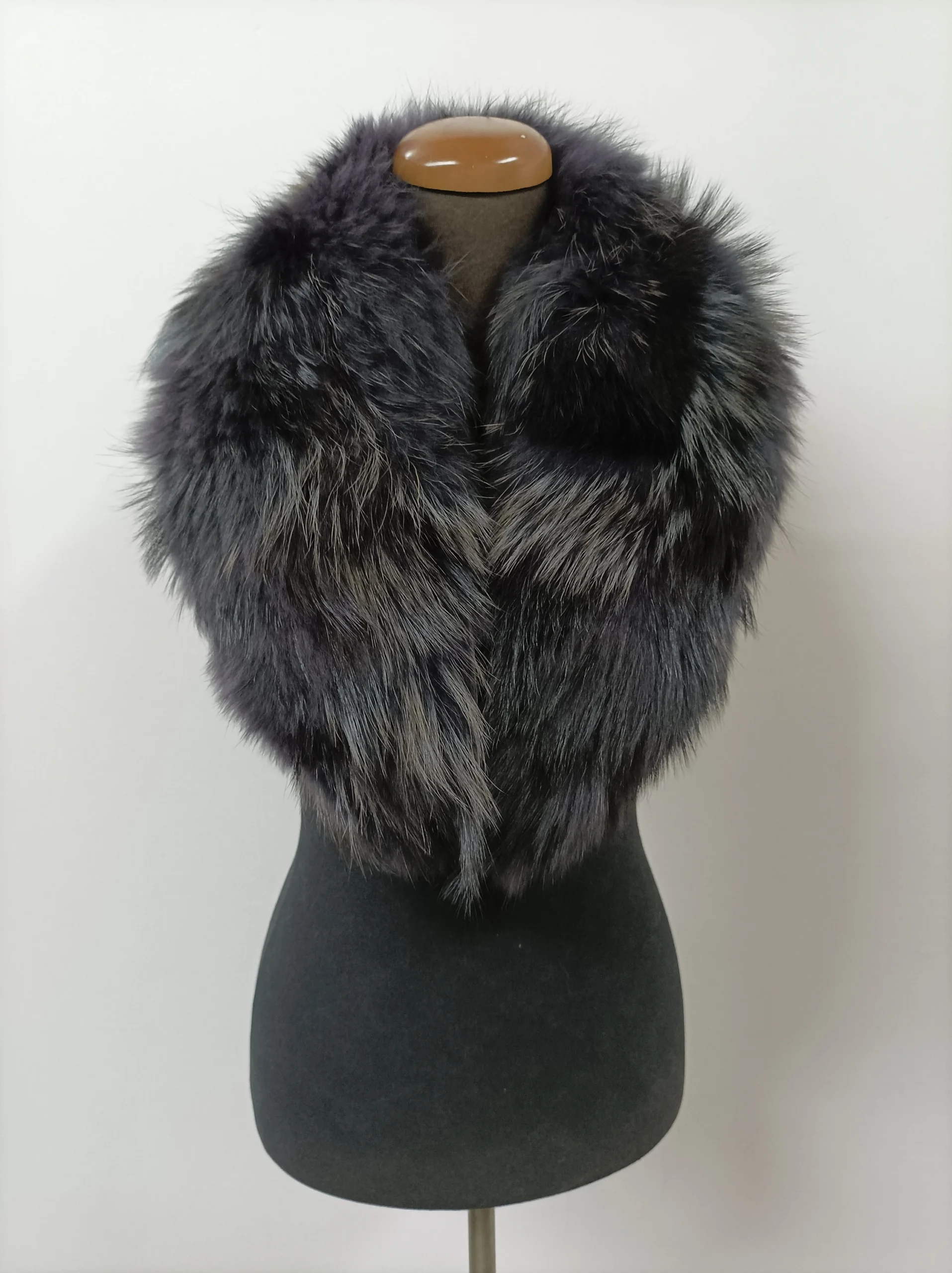 Fur collar,finn raccoon high quality fur collar ,dark blue black gray color, coat winter accessories - Image 3