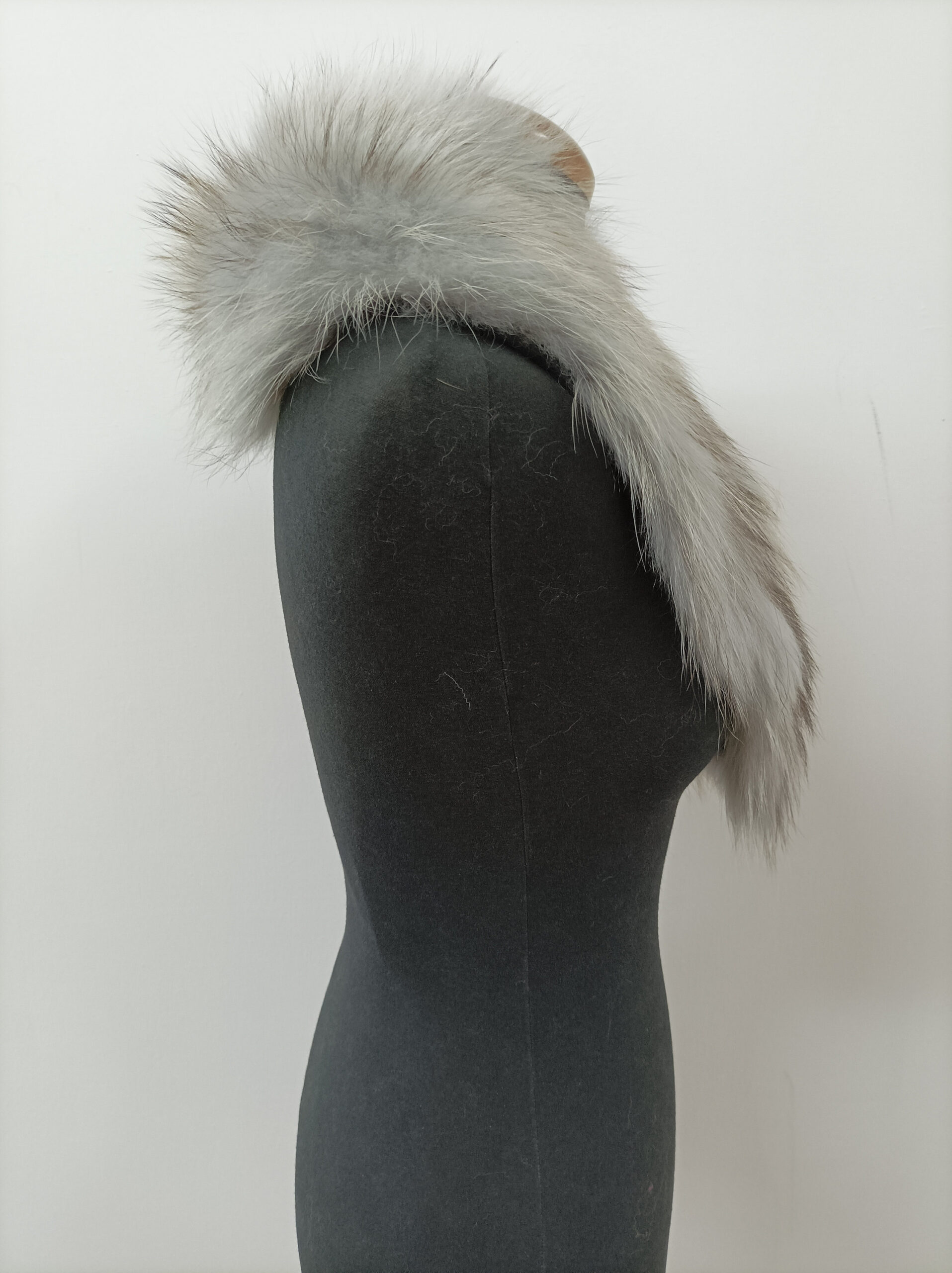 Fur collar,finn raccoon high quality fur collar , light gray color,coat winter accessories - Image 2