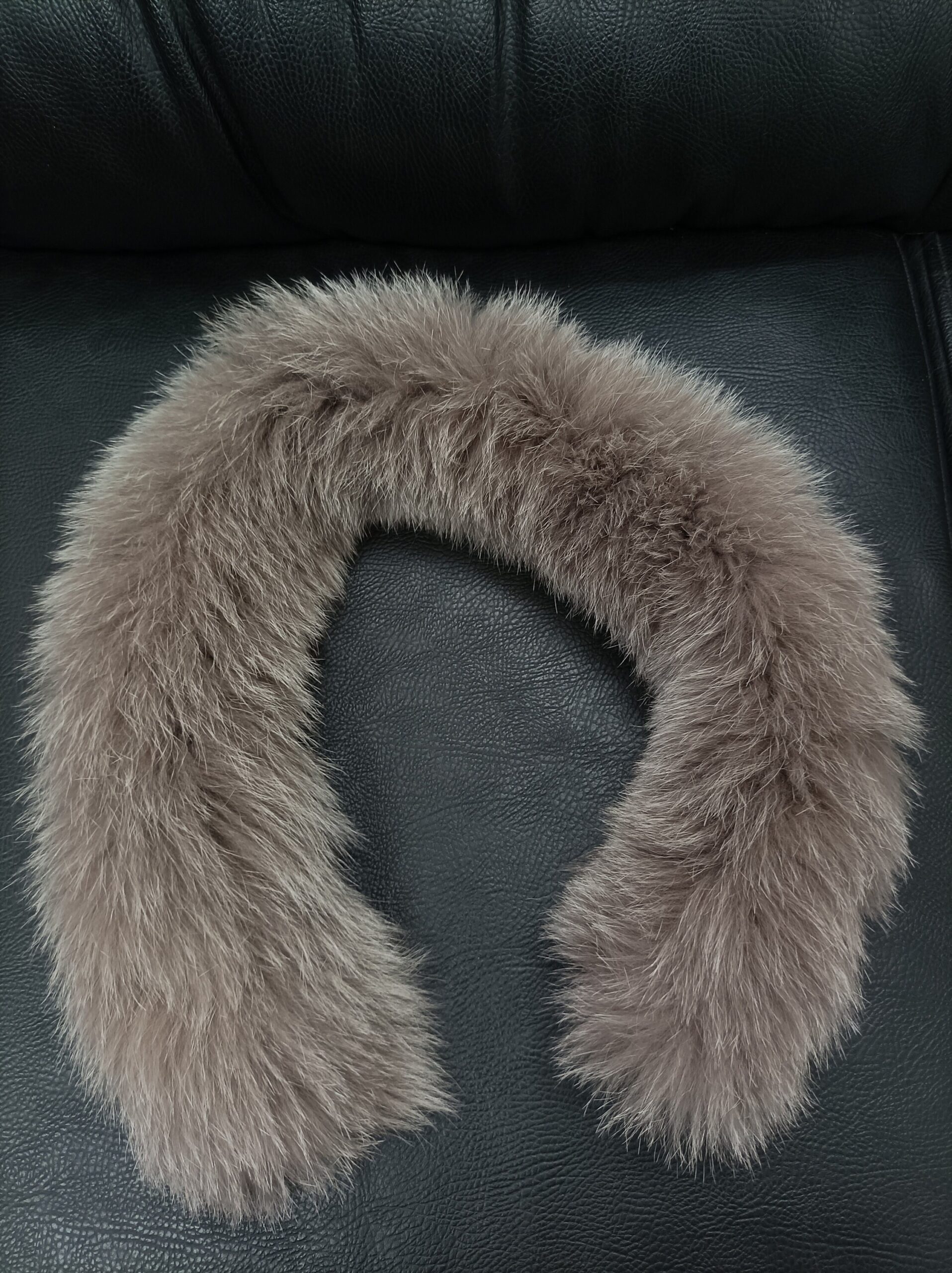 Real Fox hood trim, fur collar, fox fur hood trim, fur scarf. - Image 2
