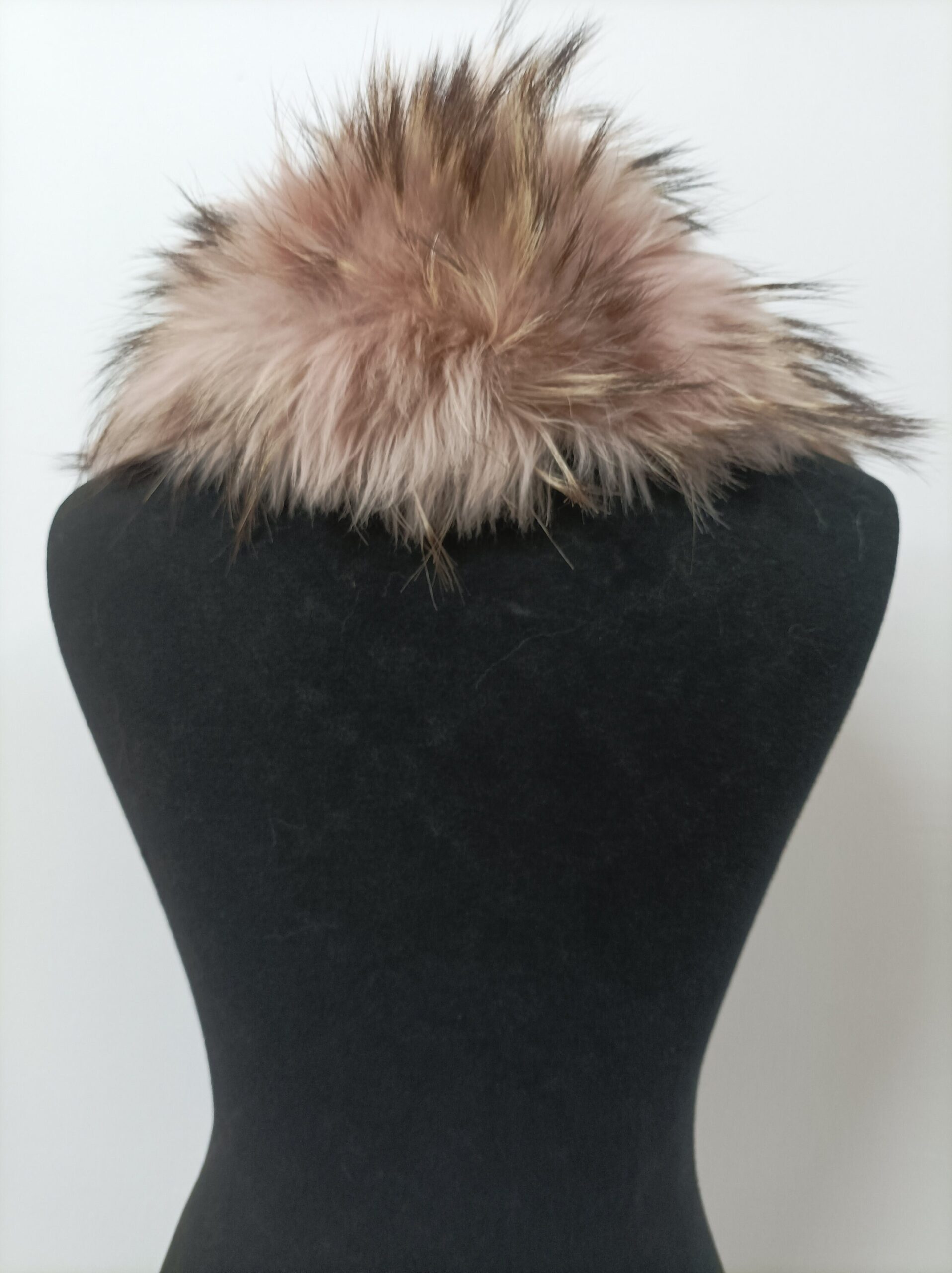 Finn Raccoon Fur Collar, Winter Coat Accessory - Image 4
