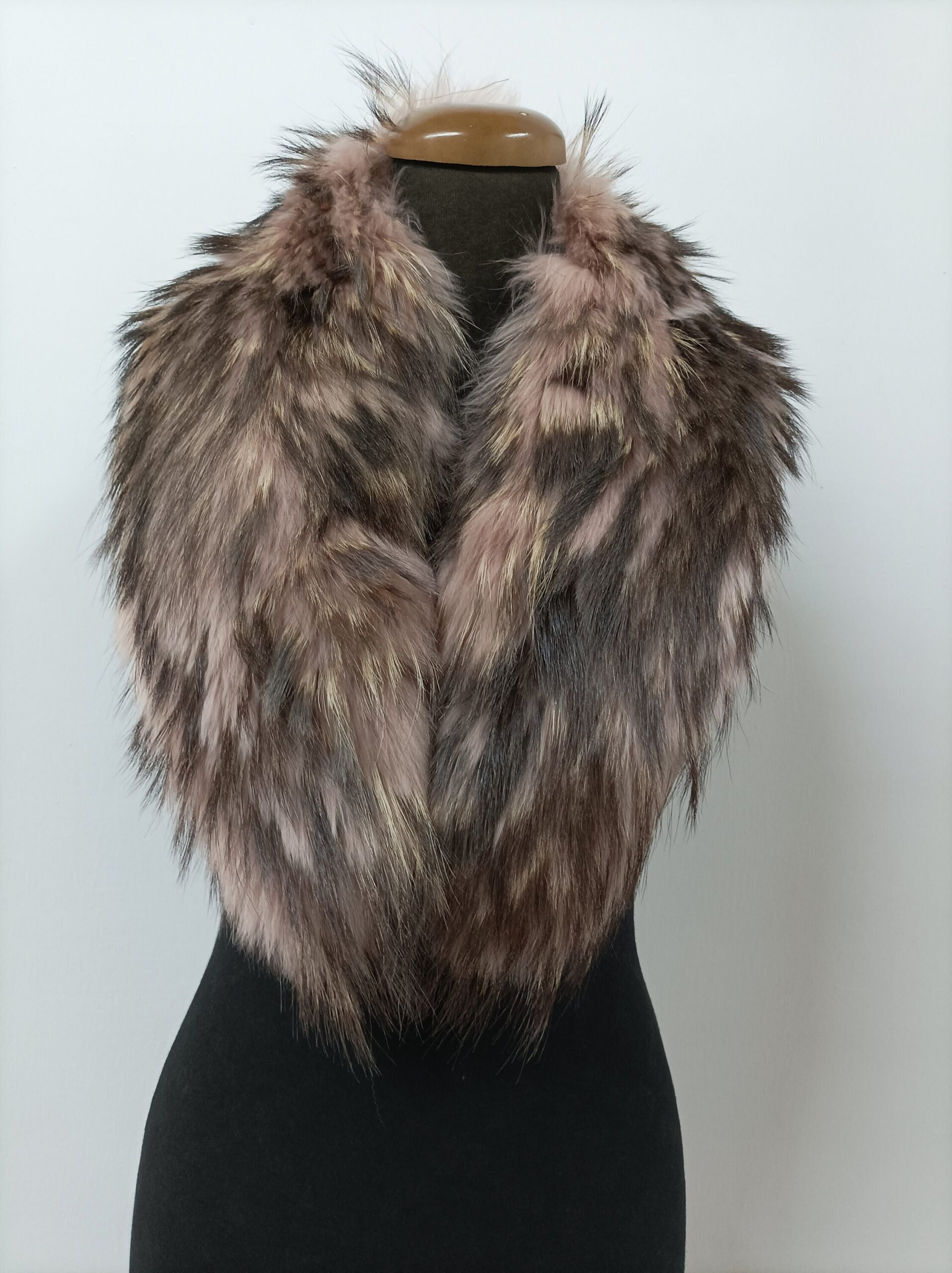 Finn Raccoon Fur Collar, Winter Coat Accessory