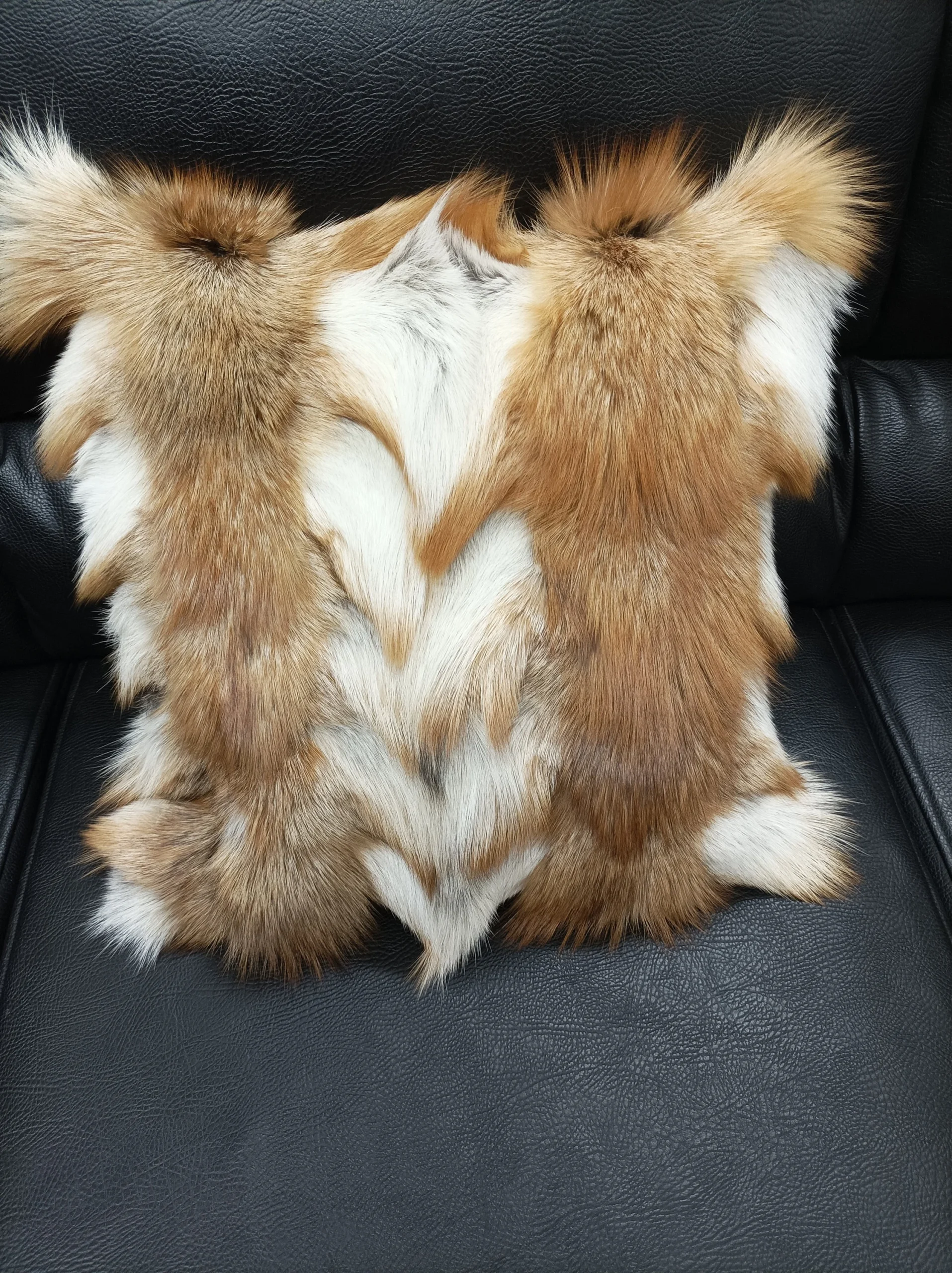 Real fox fur pillow ,natural color, Home warmer - Image 2