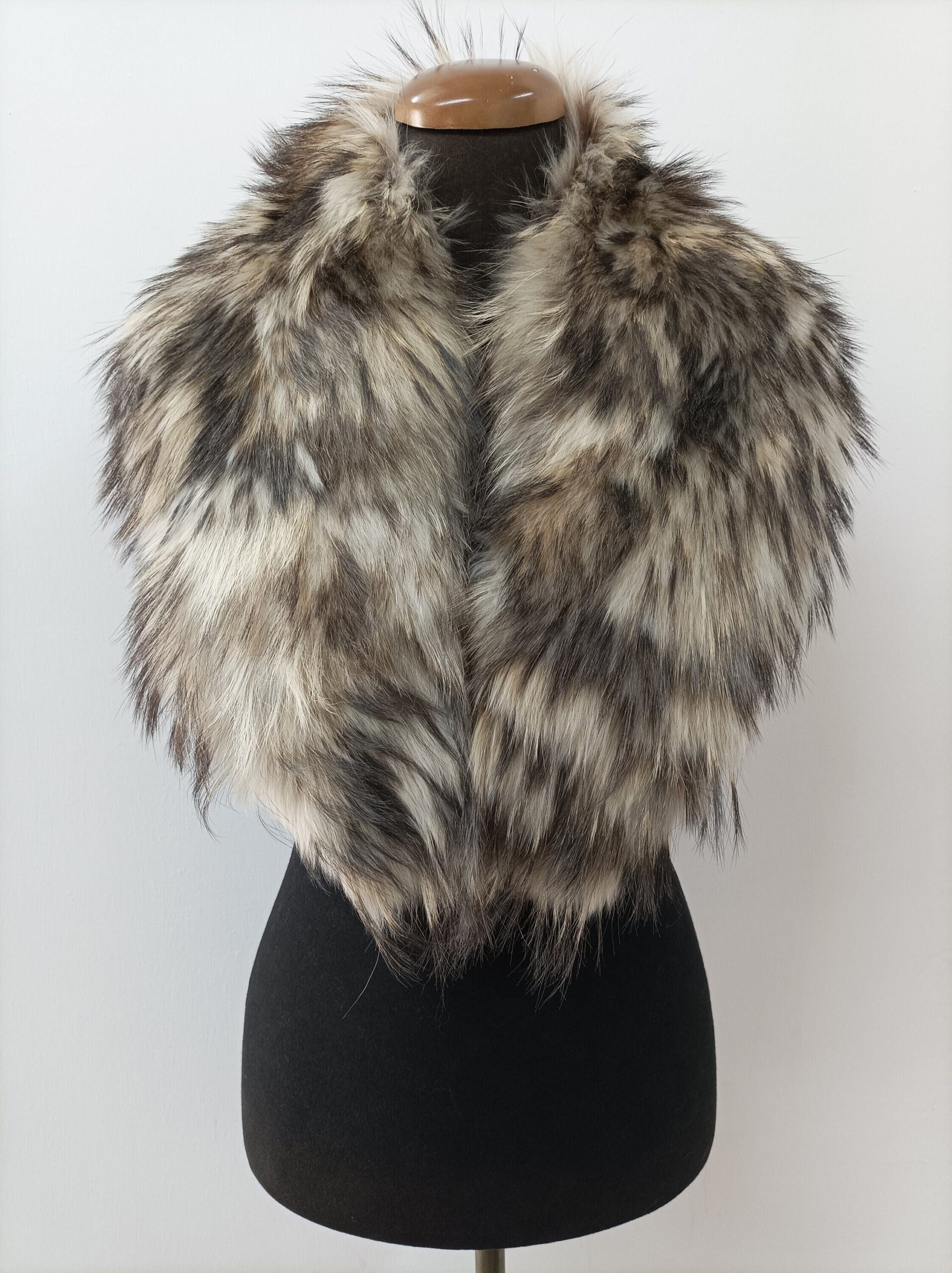 Fur collar,finn raccoon high quality fur collar , coat winter accessories