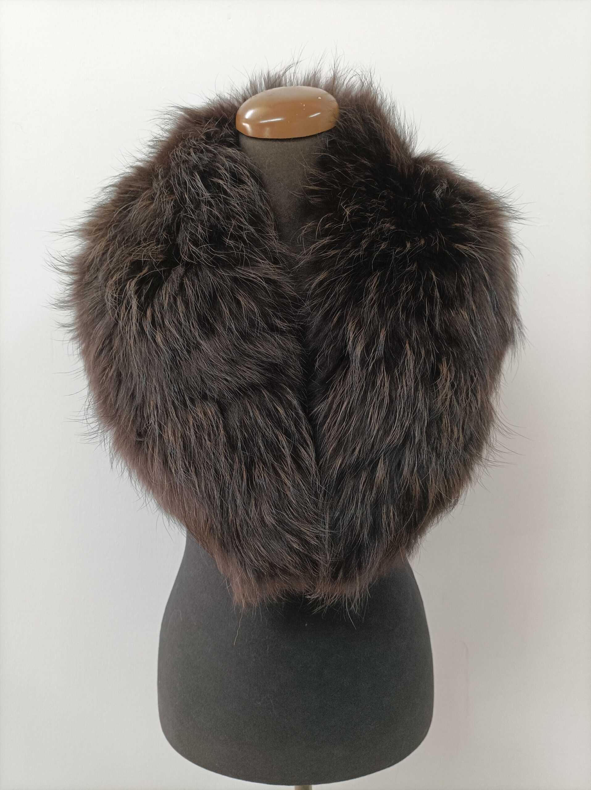 Finn Raccoon Fur Collar, Winter Coat Accessory, Brown - Image 4