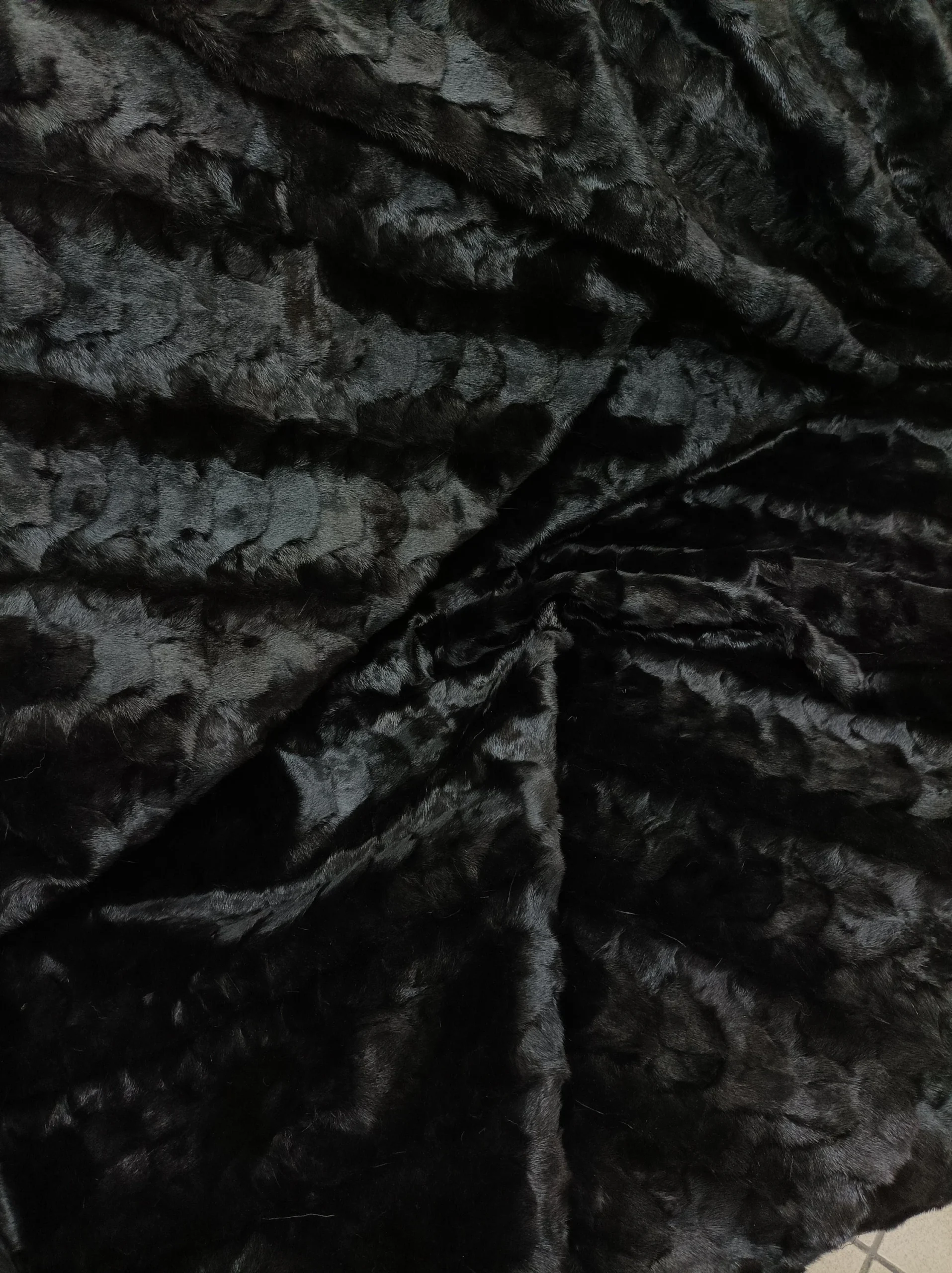 Real Mink fur blanket throw natural black color, Home warmer - Image 2