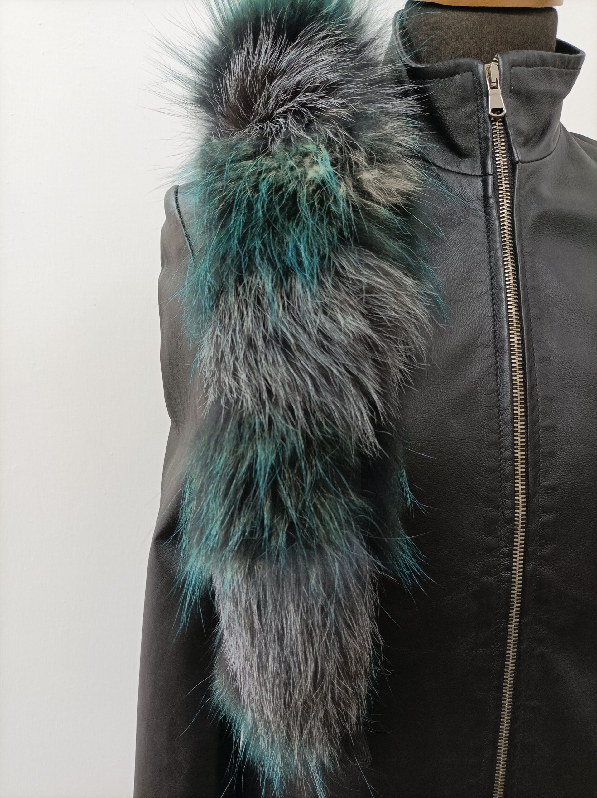 Real Fox hood trim, fur collar, multicolor fox fur hood trim, fur scarf. - Image 2