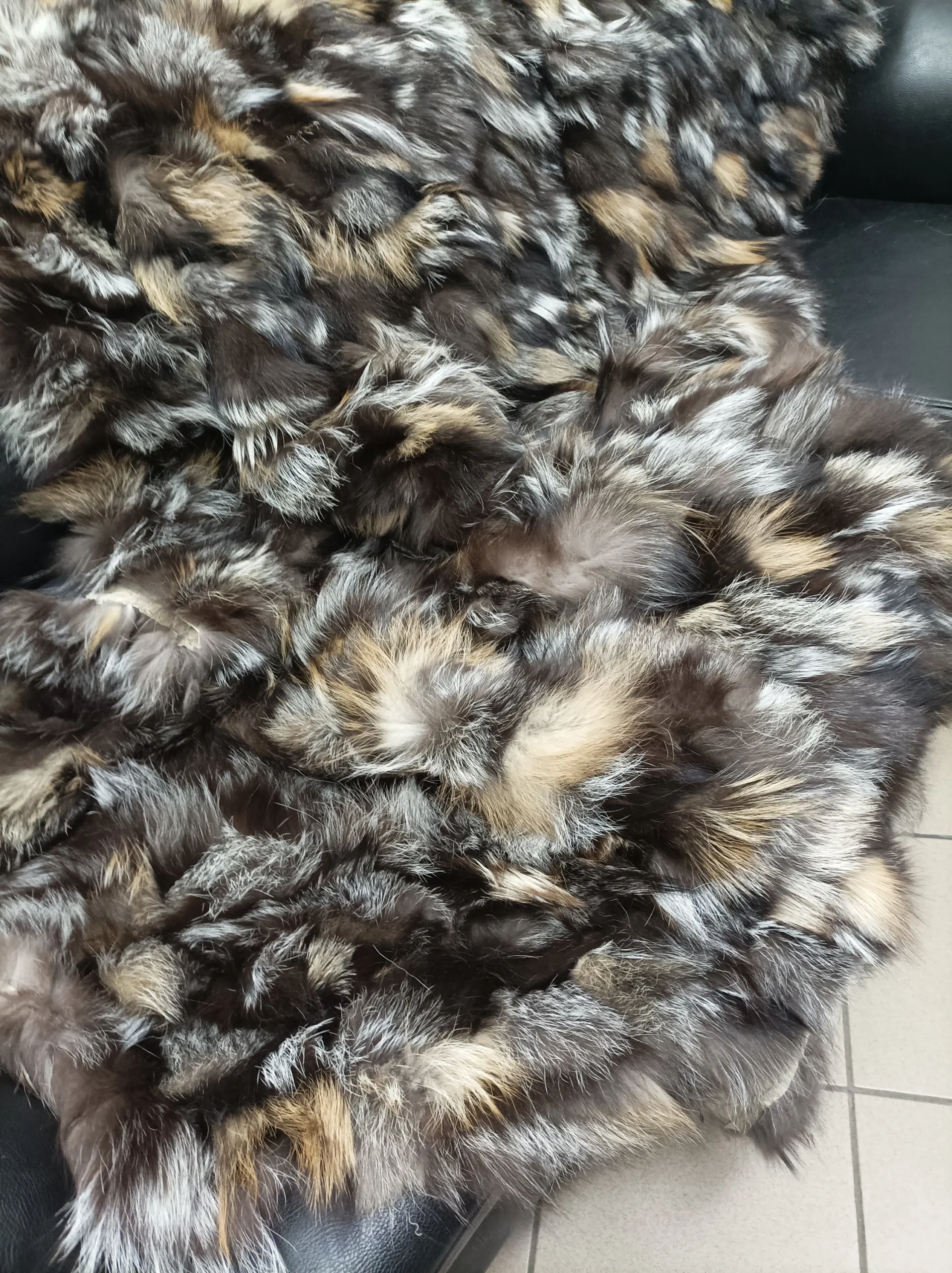 Real Fox Fur Blanket Throw: Silver, Gold & Brown Home Warmer - Image 3