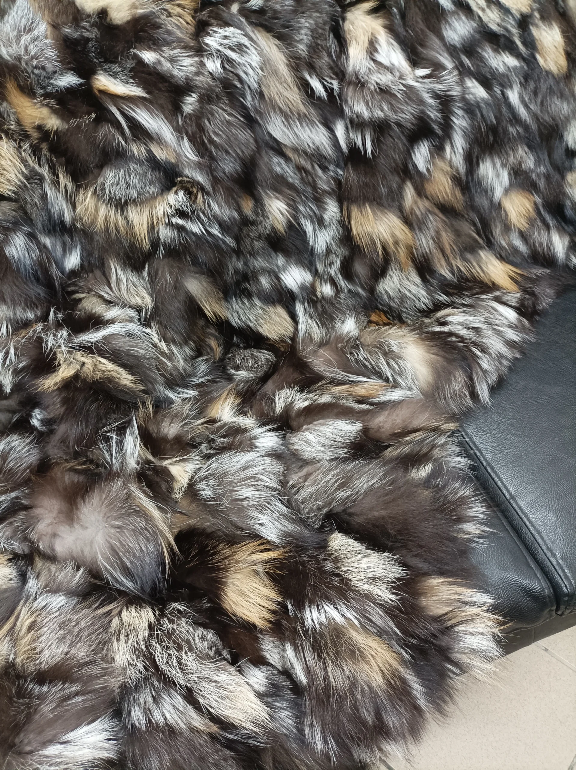 Real Fox Fur Blanket Throw: Silver, Gold & Brown Home Warmer - Image 5