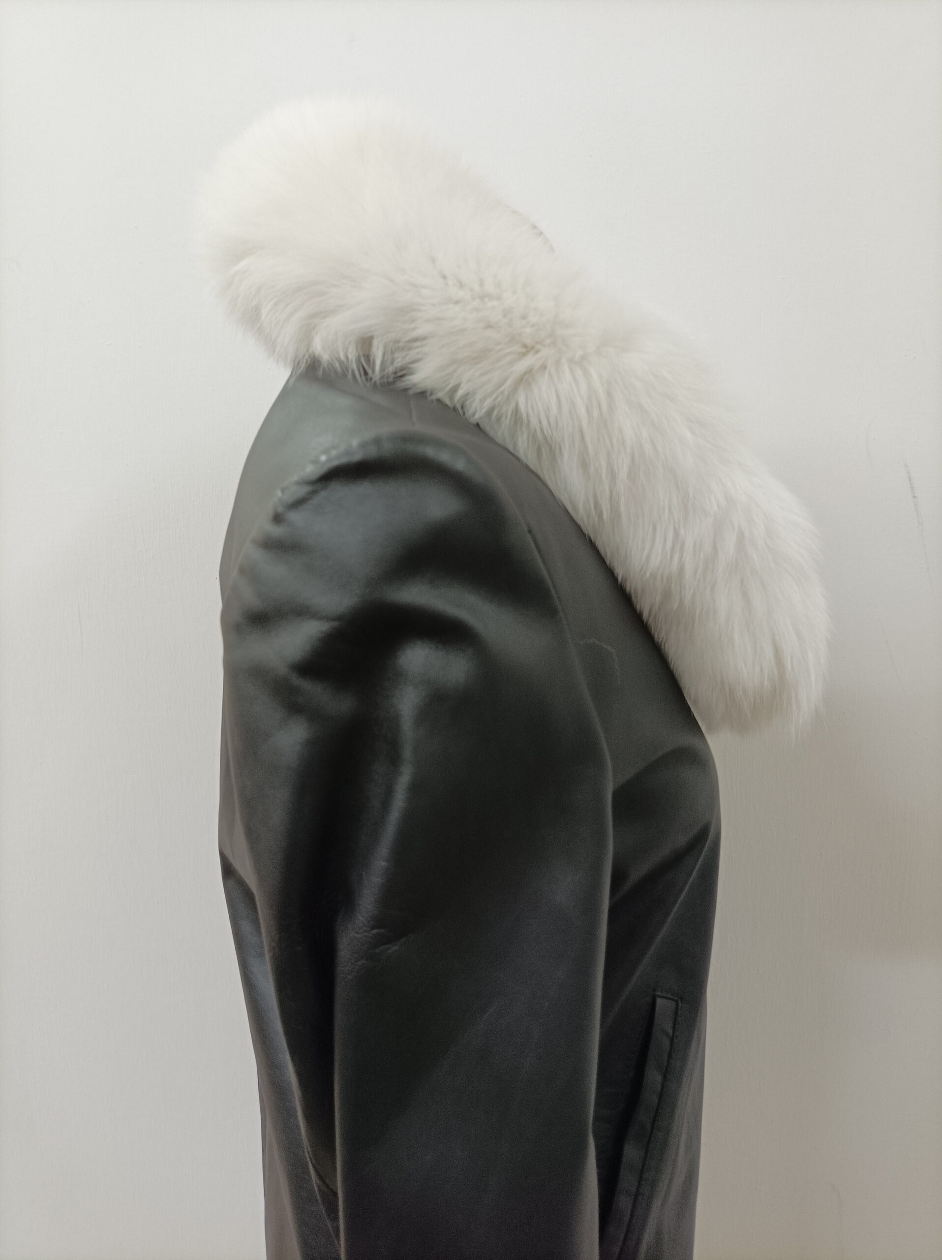 Real Fox hood trim, fur collar, white color, fox fur hood trim, fur scarf. - Image 2