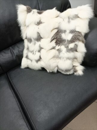 Real Fox Fur Pillowcase: Natural Platinum Accent Pillow (17.71"x17.71")