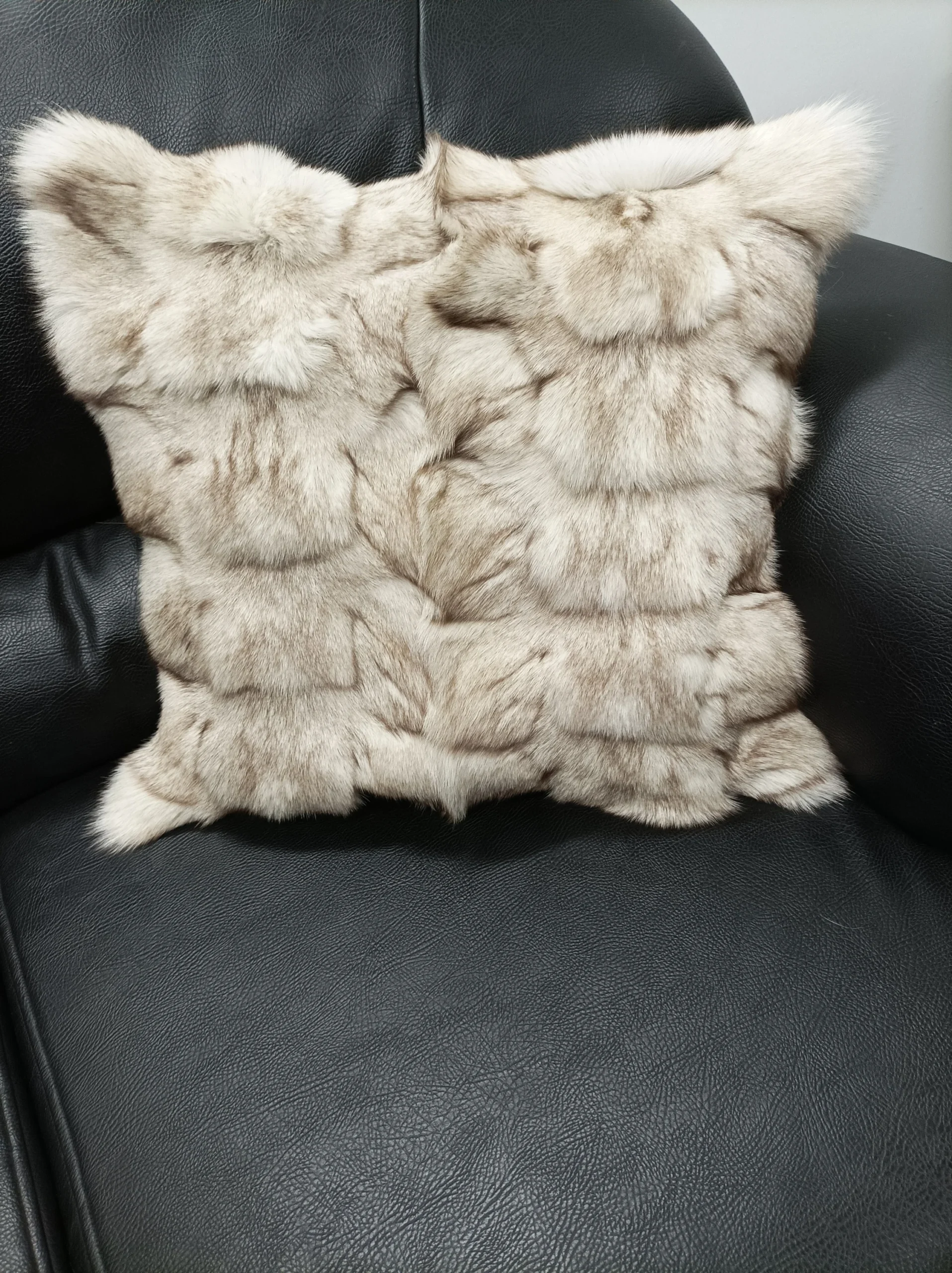 Real fox fur pillow ,natural color, Home warmer