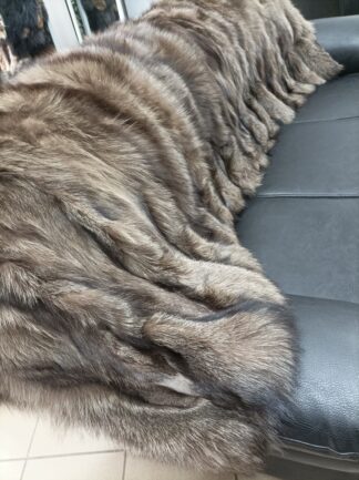 Real Fox Fur Blanket: Soft Fluffy Home Throw