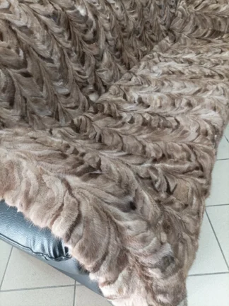 Real Mink Fur Blanket: Soft Home Throw
