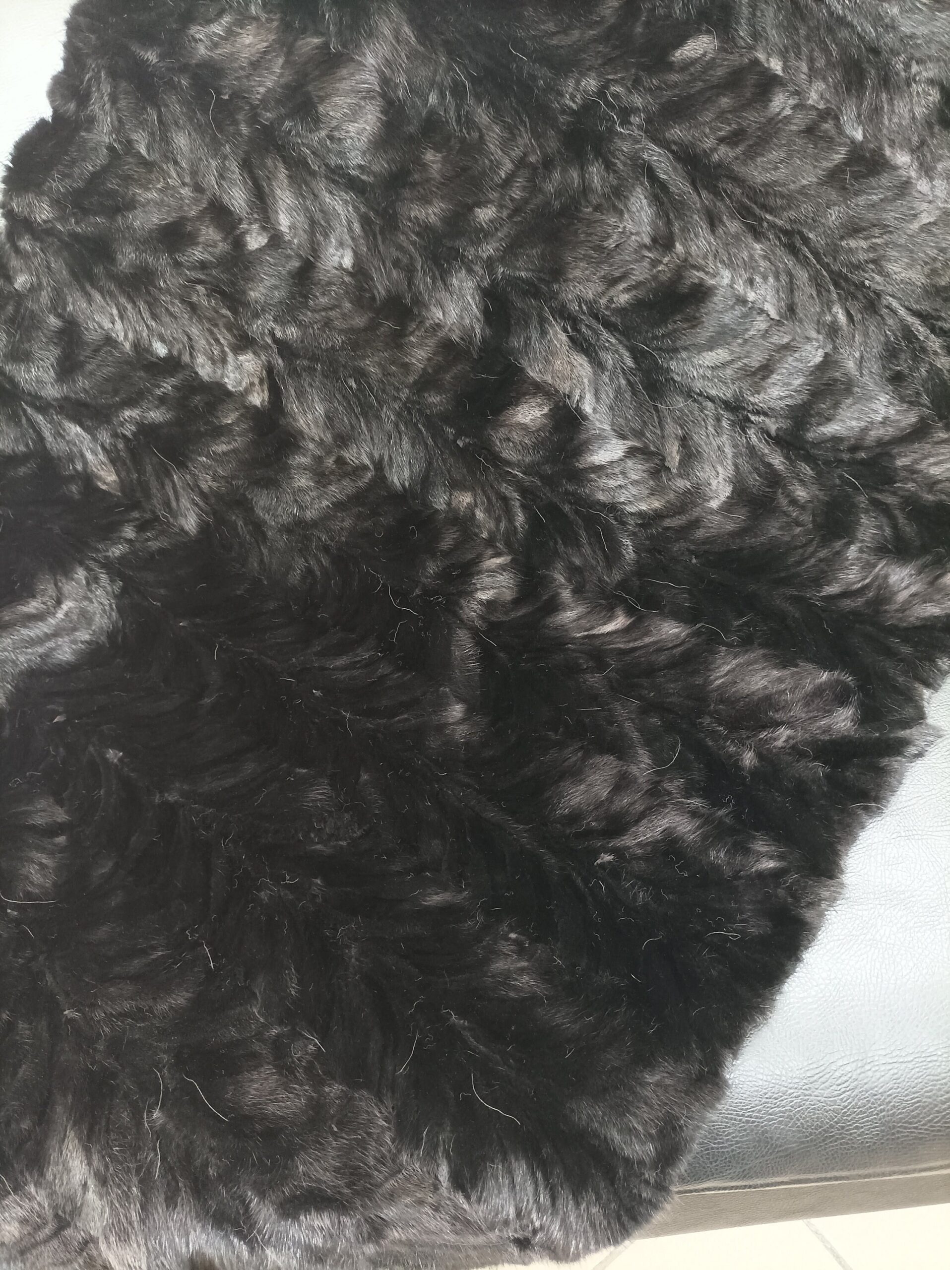 Real Mink Fur Blanket Throw: Black Home Warmer - Image 4