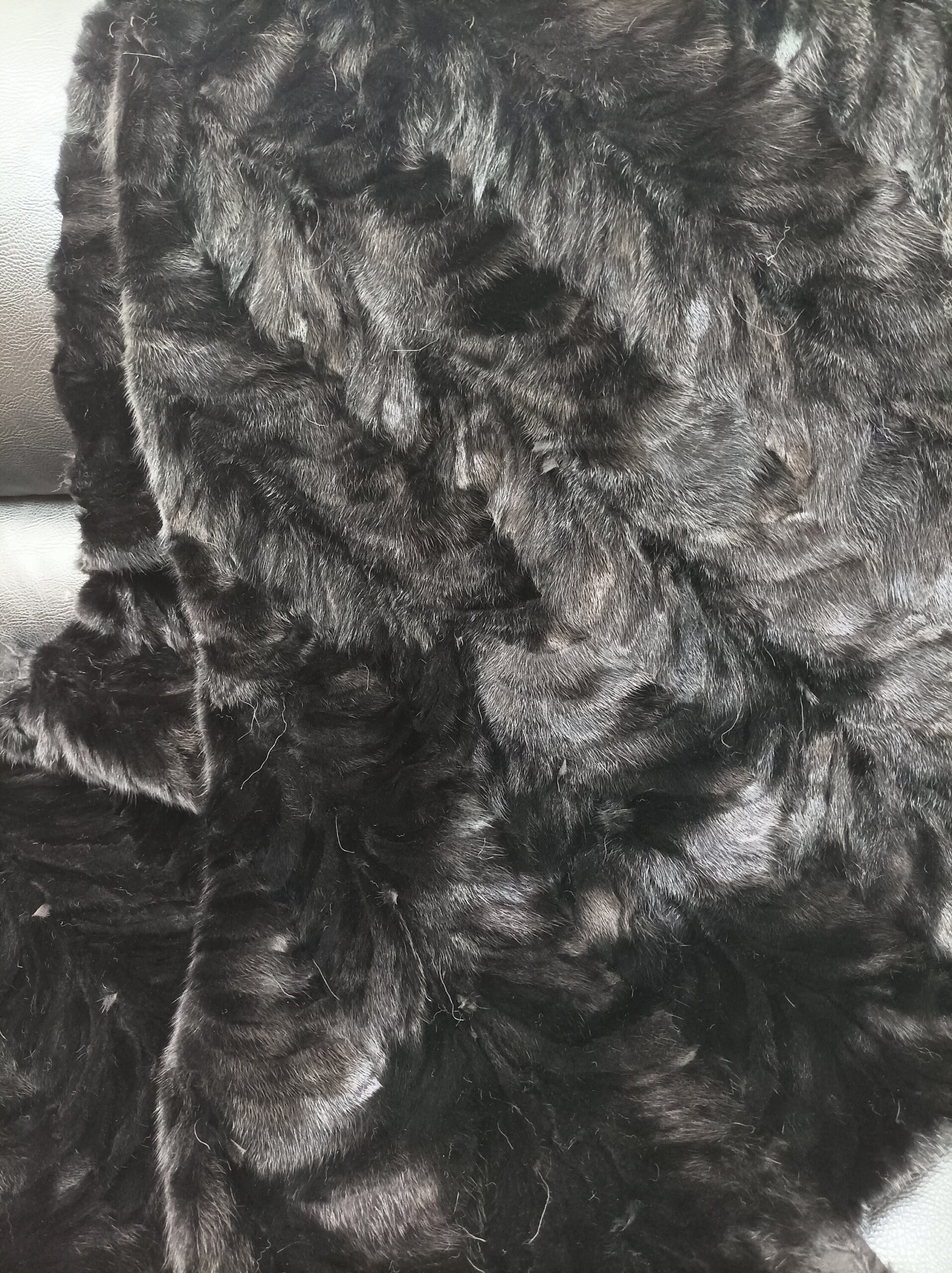 Real Mink Fur Blanket Throw: Black Home Warmer - Image 5
