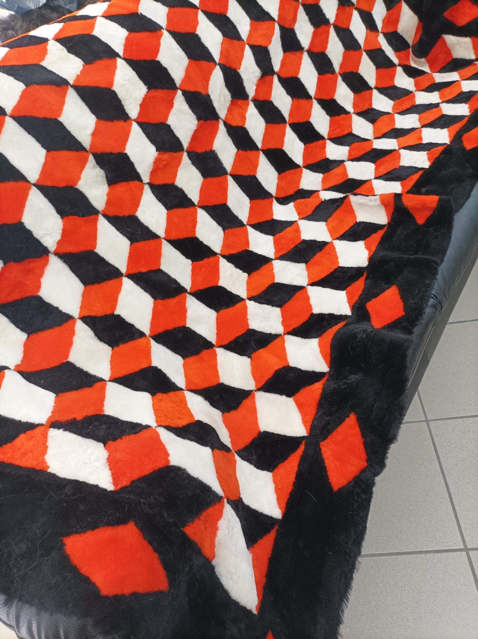 Real Sheep Fur Rug: Geometric Sofa Cover, Living Room Decor (215x135cm)