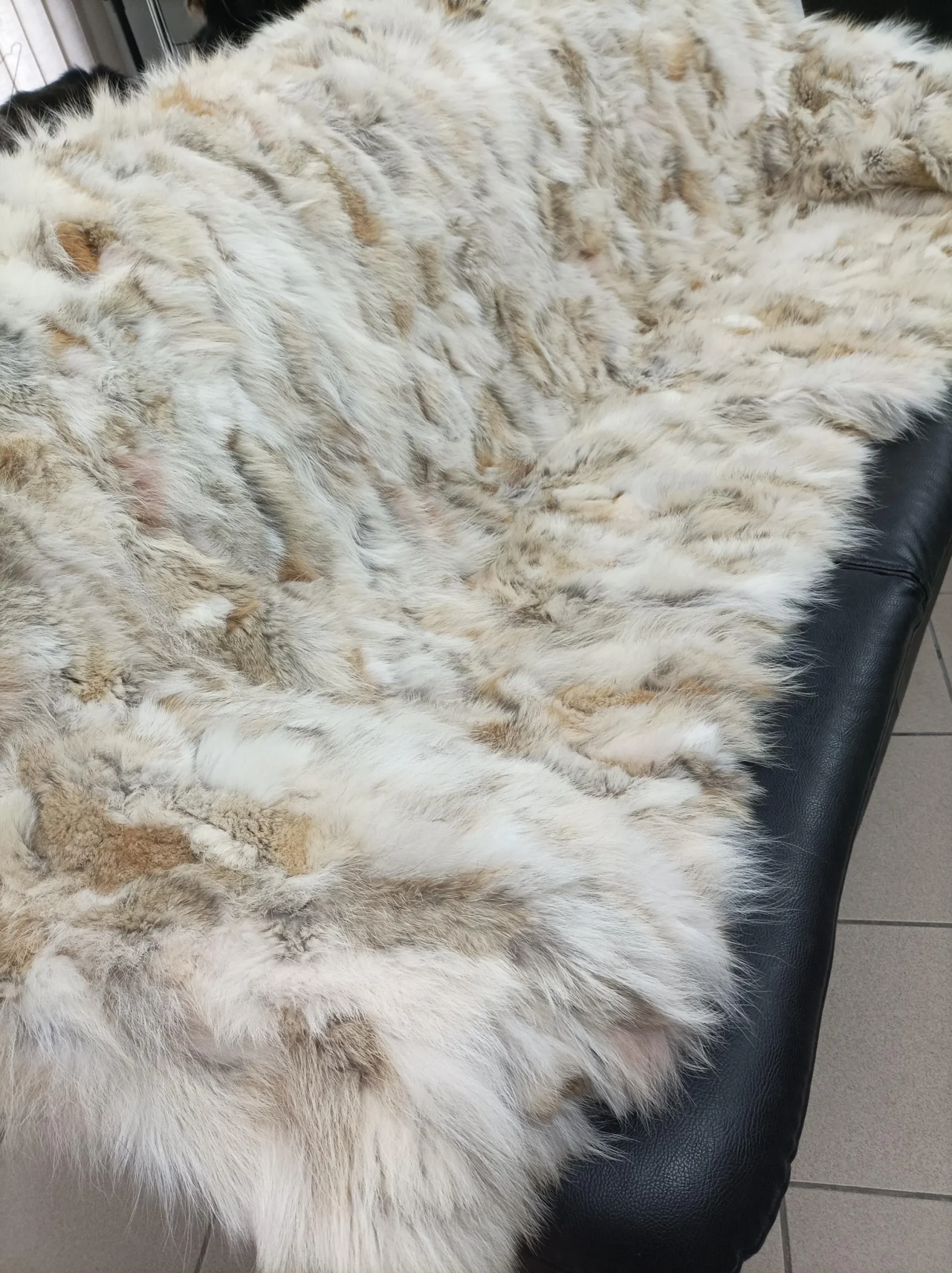 Real Coyote Fur Blanket Throw: Natural Color Home Accessory - Image 2