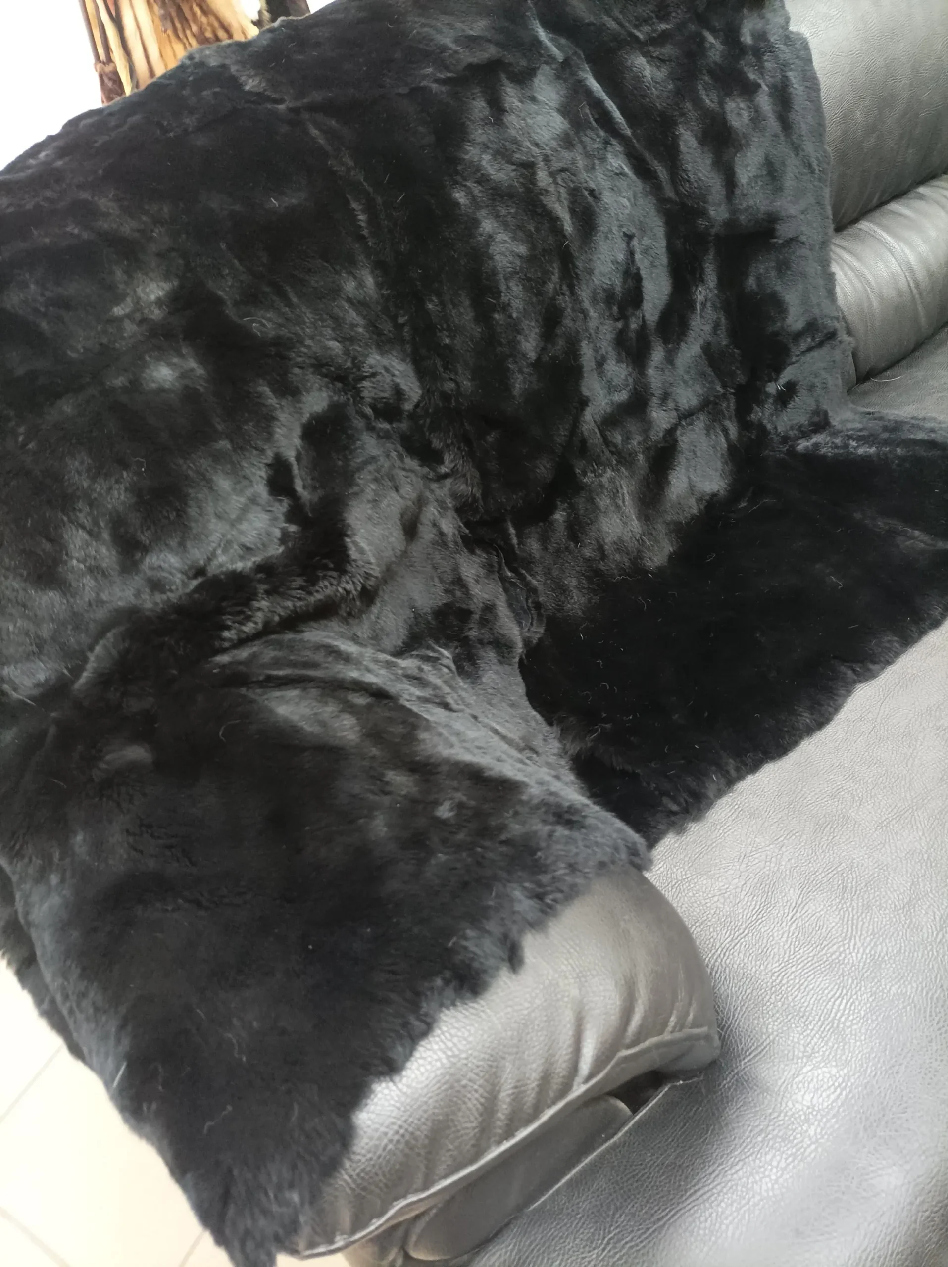Real Rex Rabbit fur blanket throw ,black color, Home warmer - Image 2