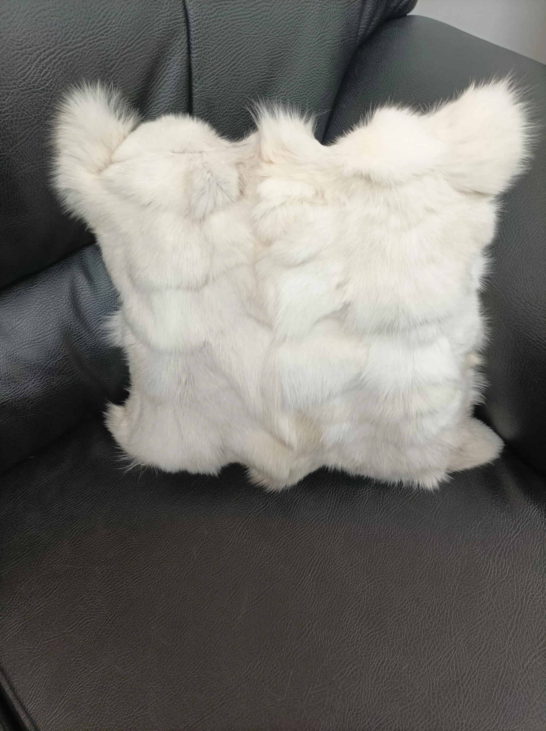 Real fox fur pillow ,ecru color, Home warmer - Image 4