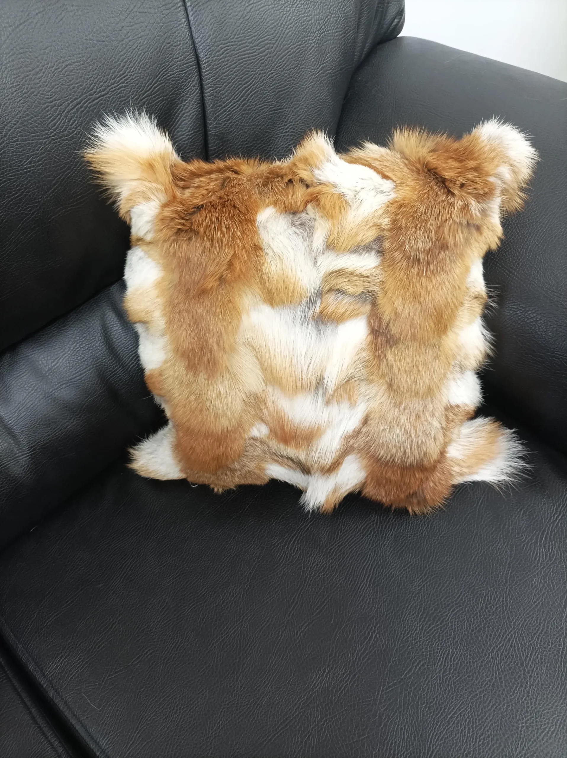Real fox fur pillow ,natural color, Home warmer - Image 4