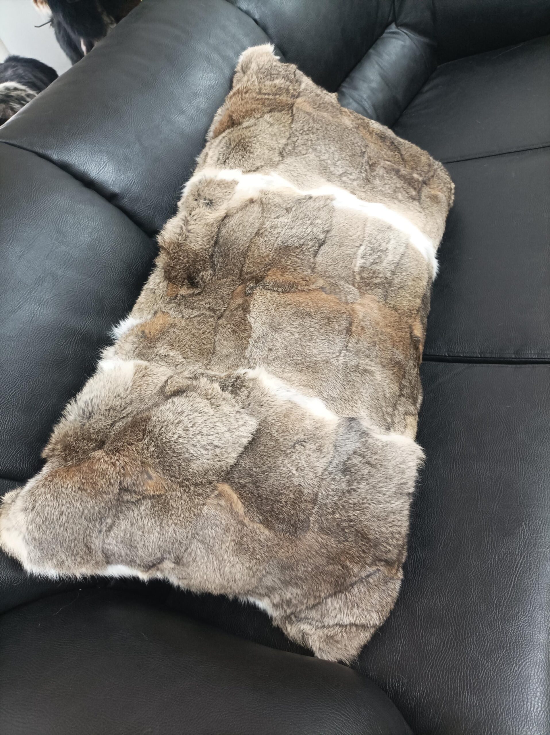 Real fox fur pillow ,natural color, Home warmer - Image 7