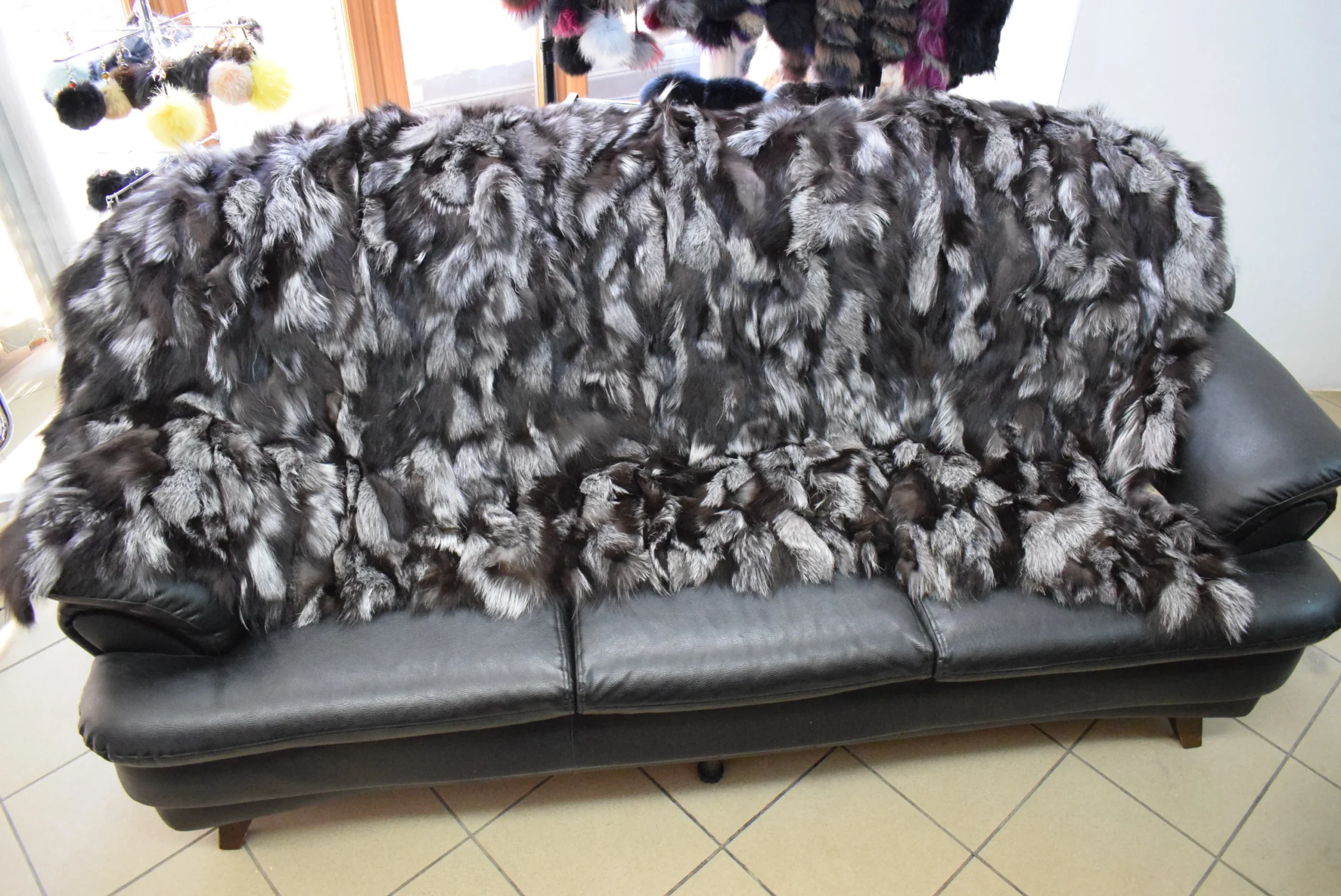 Real Fox fur blanket throw silver black color, Home warmer - Image 3