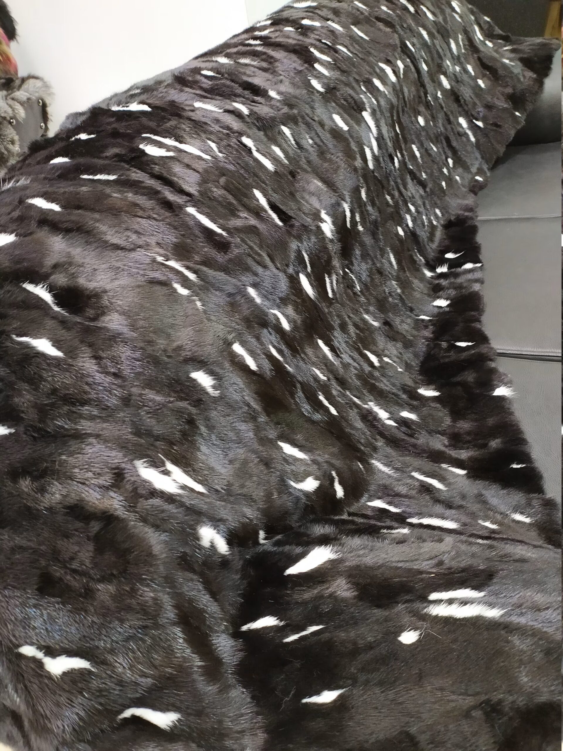 Real Mink fur blanket throw Black & White color, Home warmer
