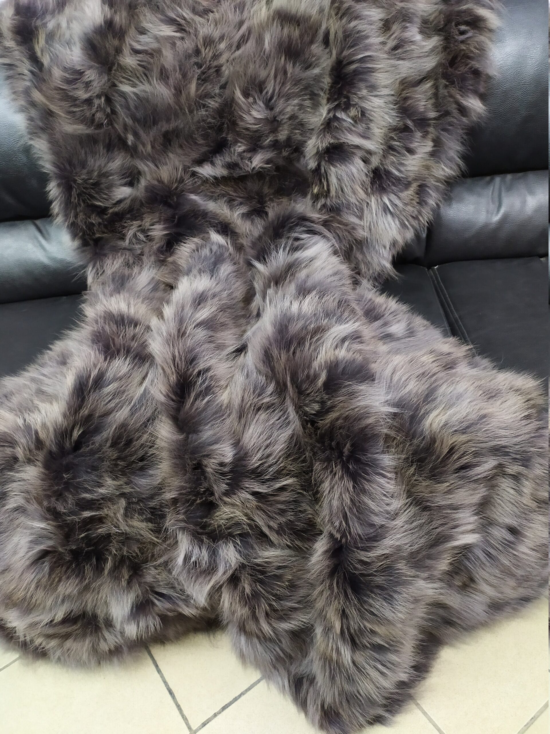 Real Coyote fur blanket throw Dark gray color, Home warmer - Image 4