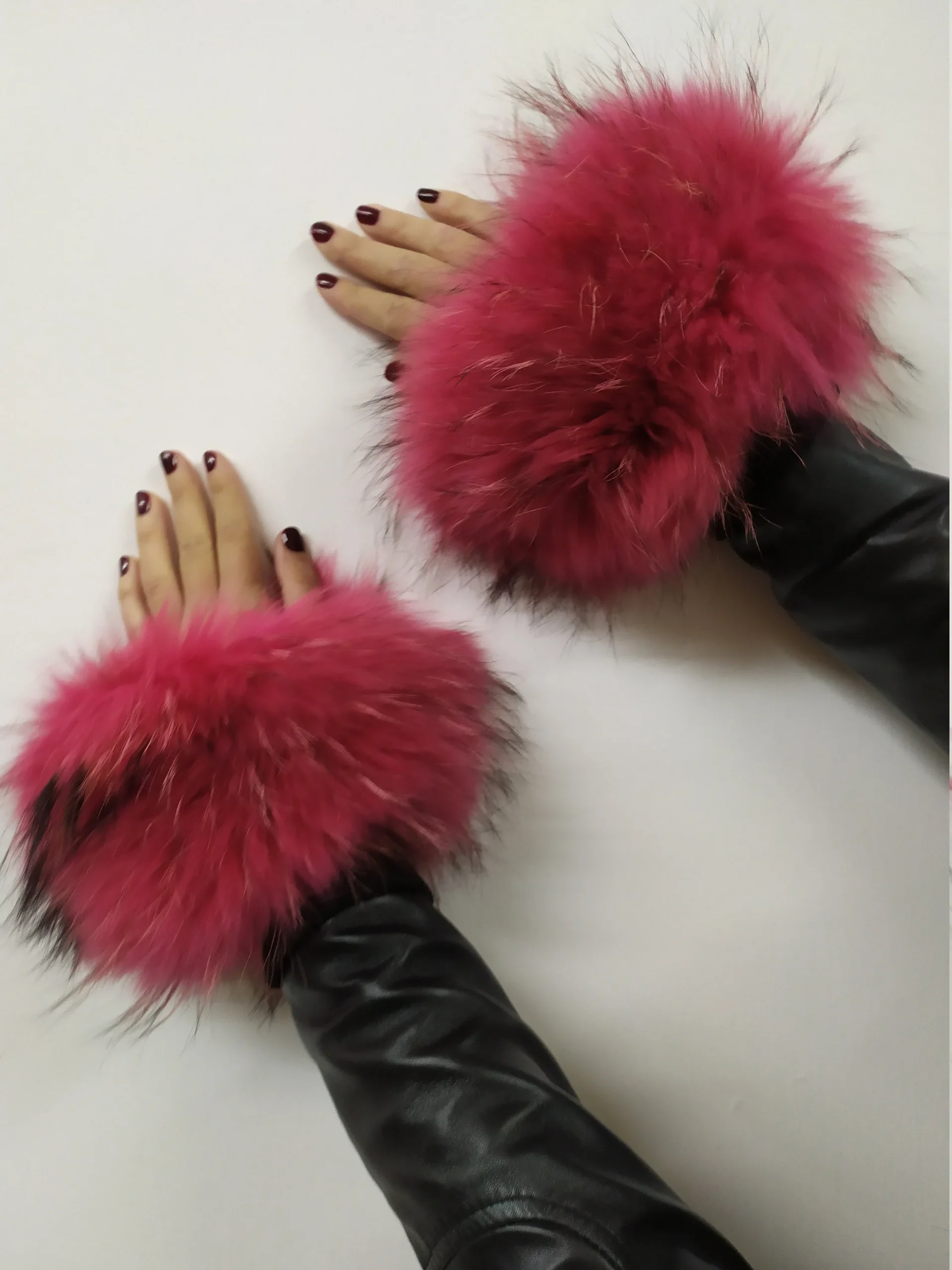 Real Fur Fux Finn Raccoon cuffs with elastic on top/ Winter accessories