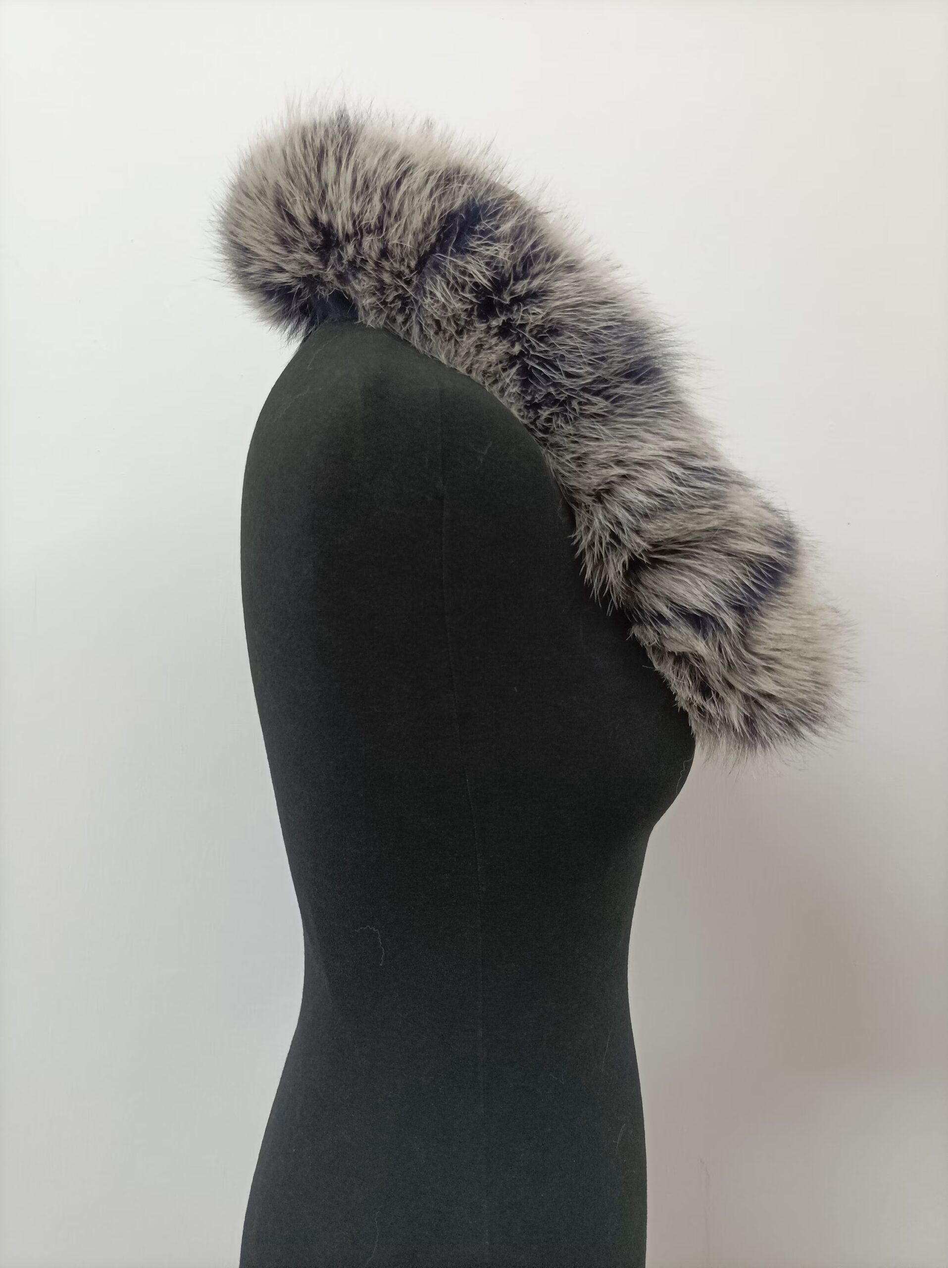 Fur hood trim, real fox hood trim, fur collar, blue & white color, fox fur hood trim, fur scarf - Image 3