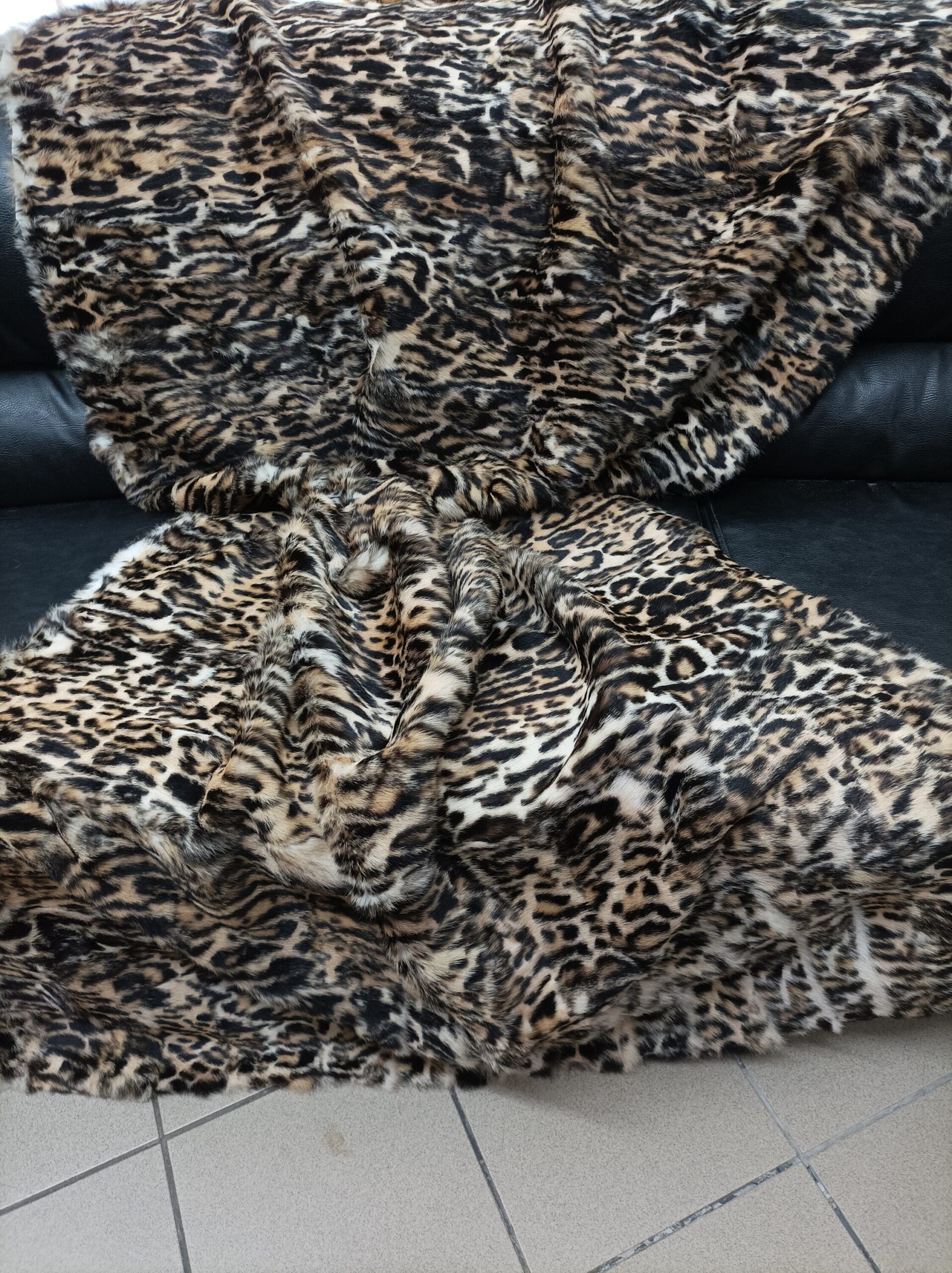 Real Rabbit fur blanket throw Leopar, Home warmer - Image 4