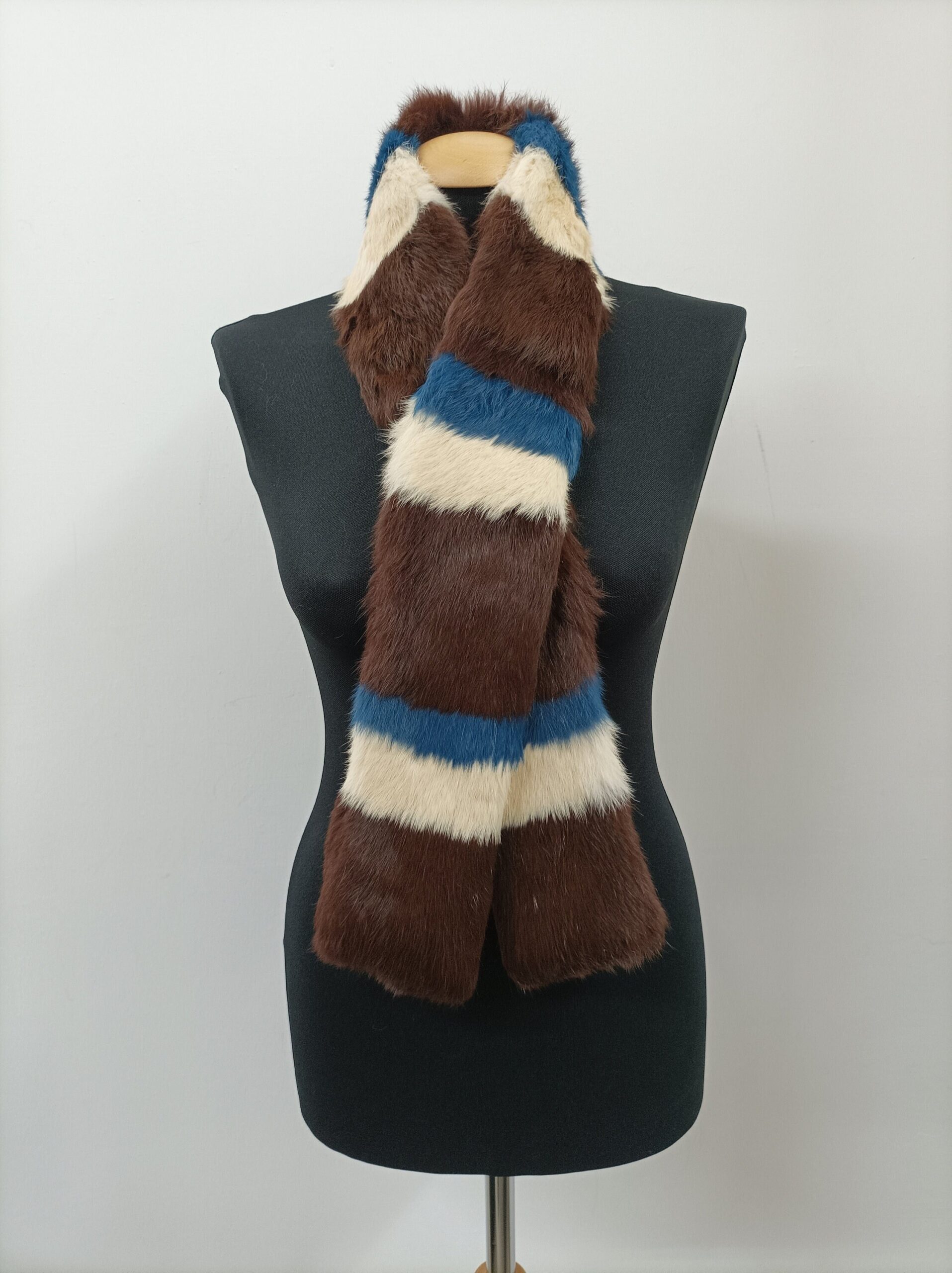 Rabbit Fur Scarf: Unisex Winter Warm Accessory - Image 5