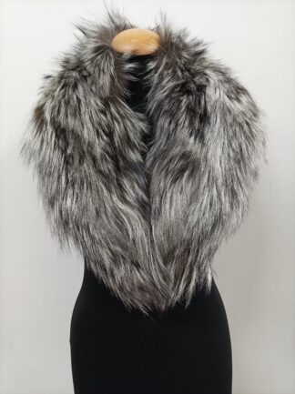 Silver Fox Fur Collar: Winter Coat Accessory