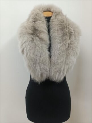 Fox Fur Collar: Winter Coat Accessory