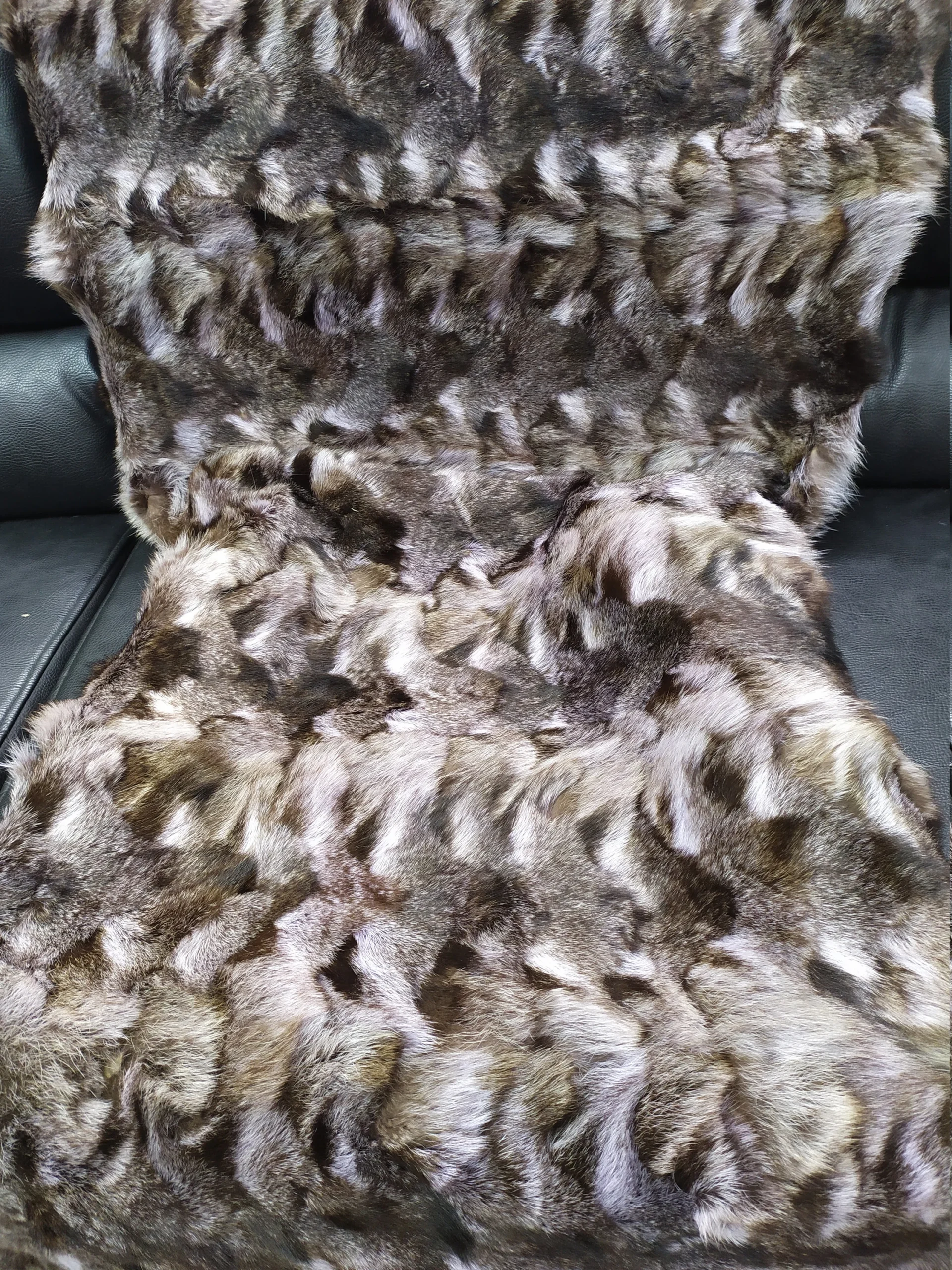 Real Finn raccoon fur blanket, Home warmer - Image 6