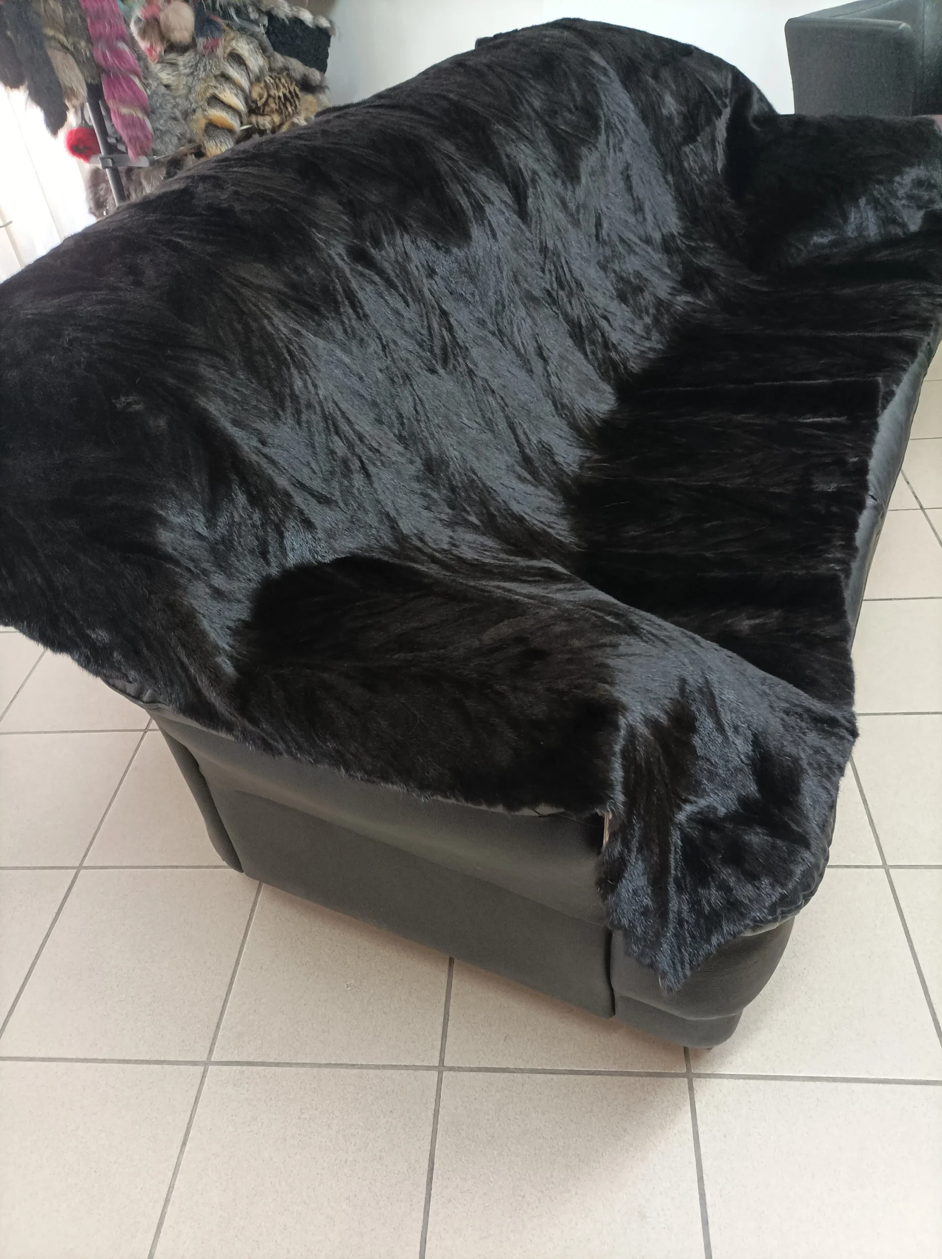 Real Mink fur blanket throw natural black color, Home warmer - Image 2